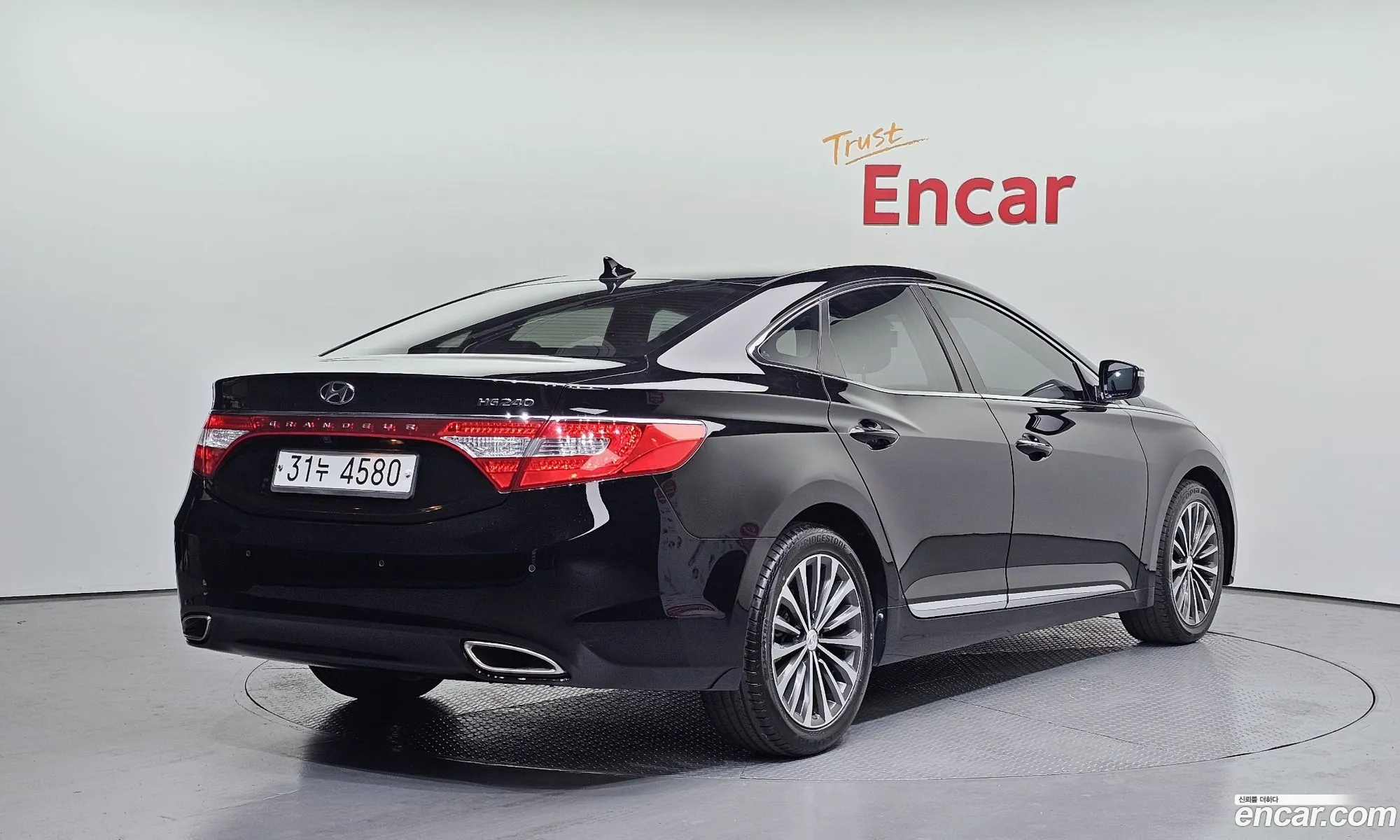Hyundai Grandeur HG 2013 — 12