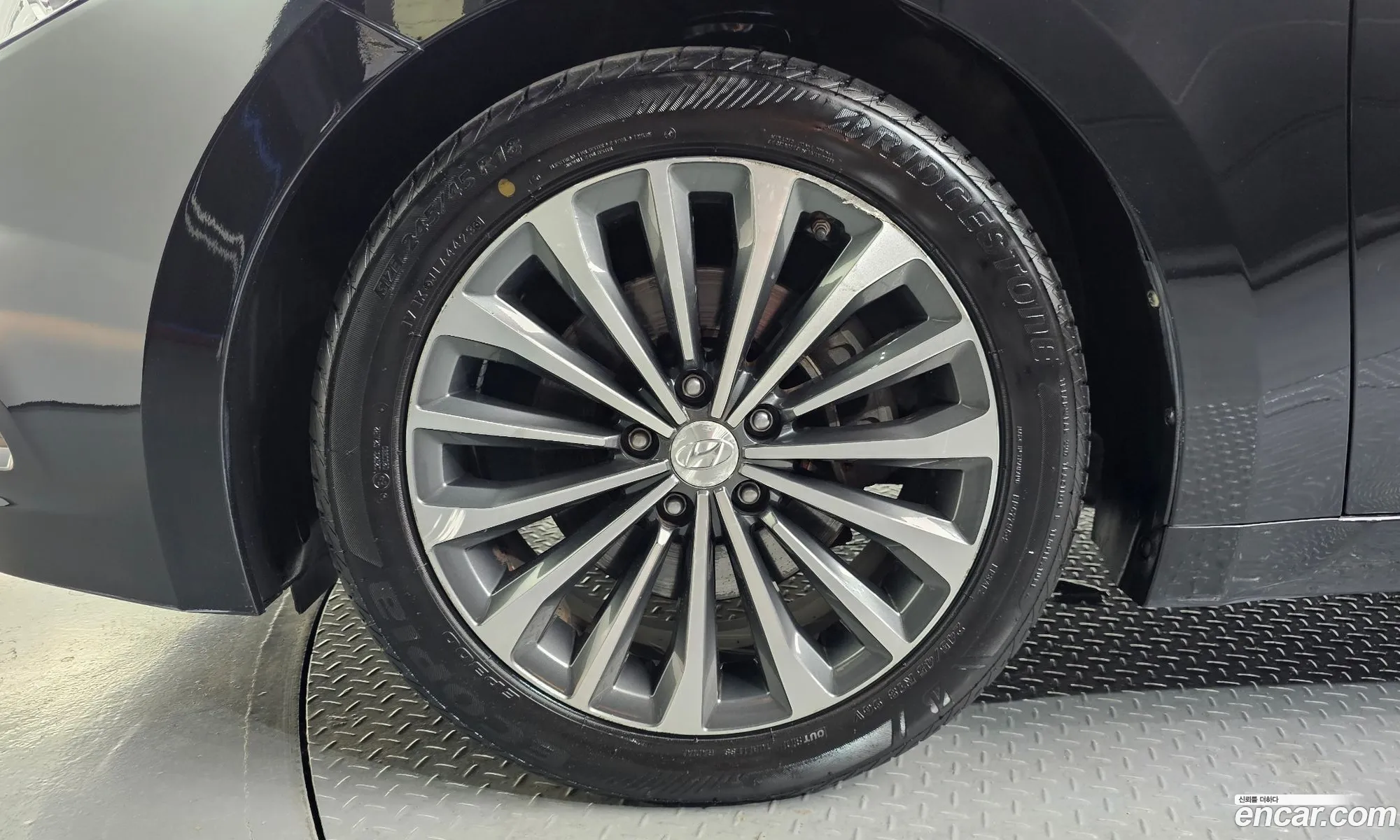Hyundai Grandeur HG 2013 — 6
