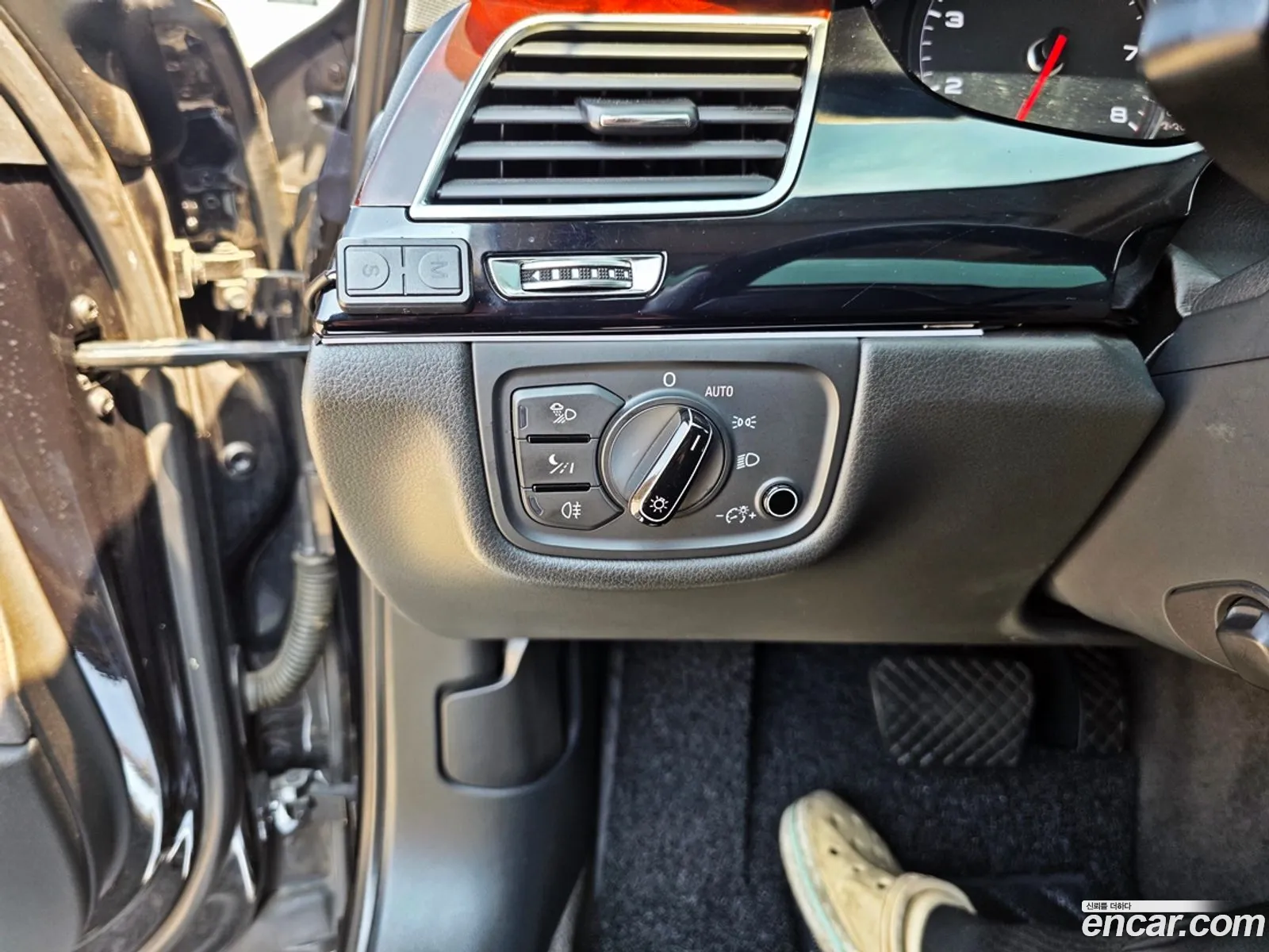 Audi A8 2010 — 2
