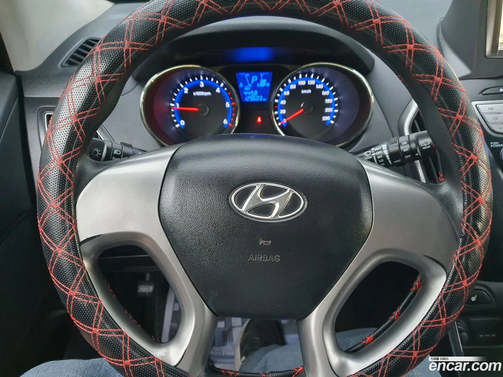 Hyundai Tucson ix 2011 — 12