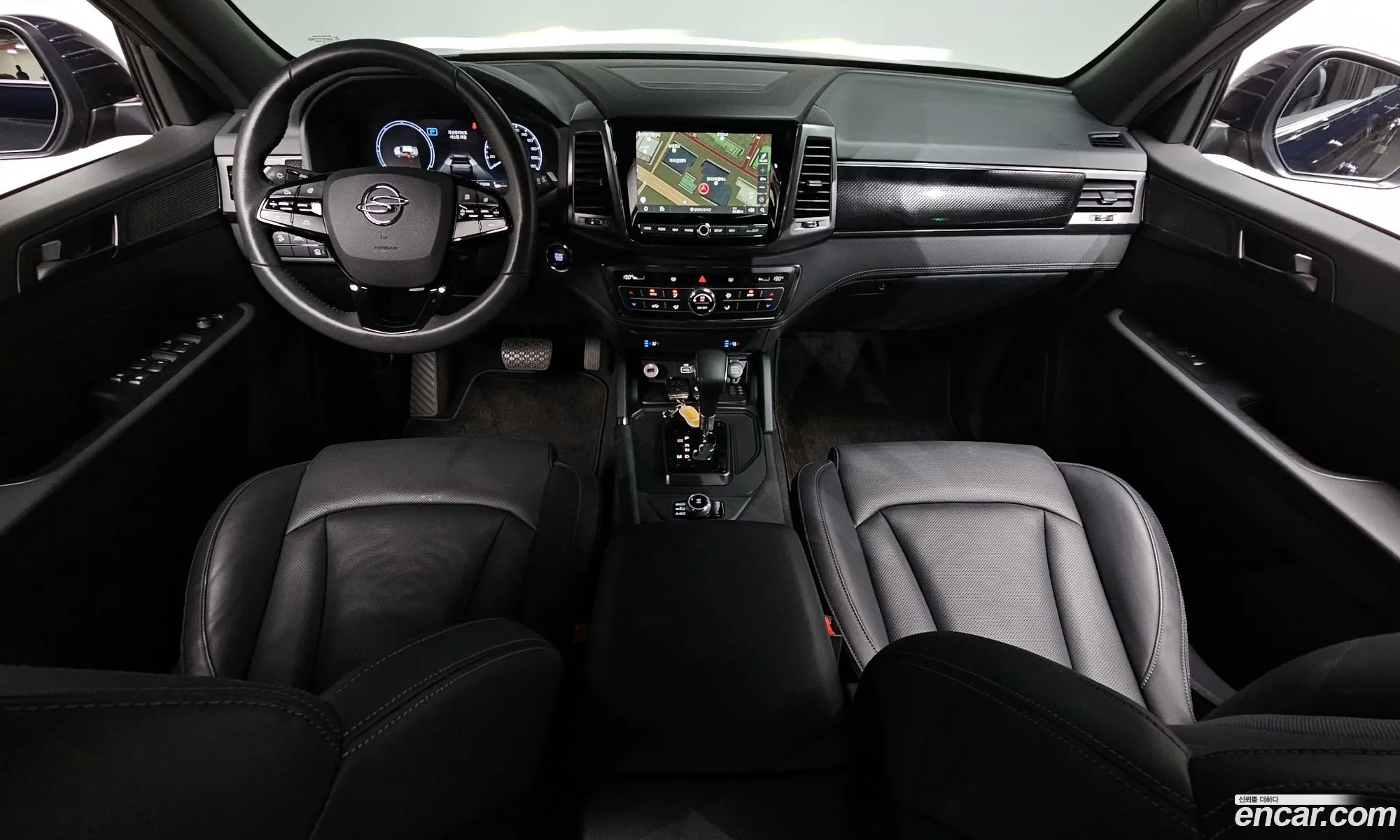 KG Mobility (SsangYong) Rexton Sports Khan 2022 — 17