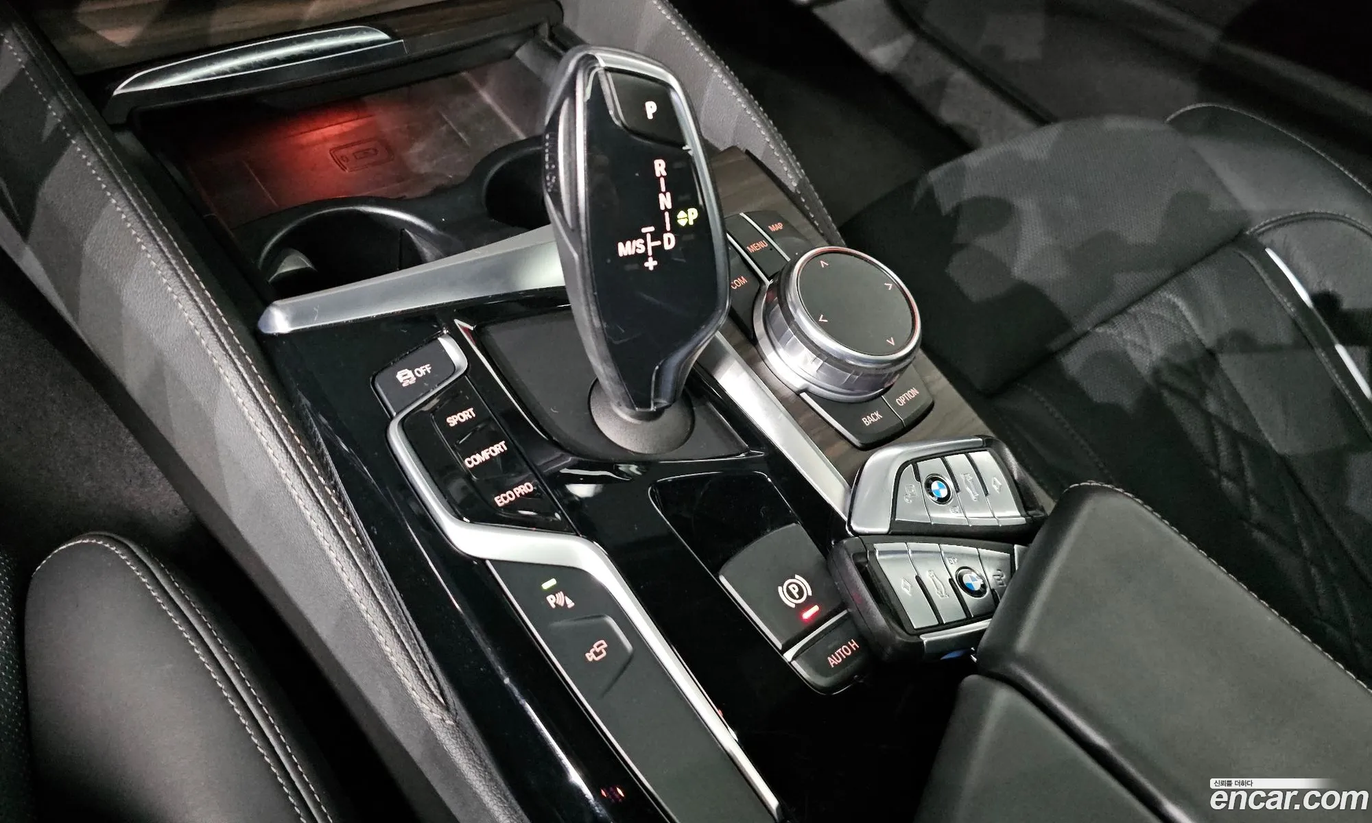 BMW 5 Series 2018 WBAJD9104JWC82380 — 20