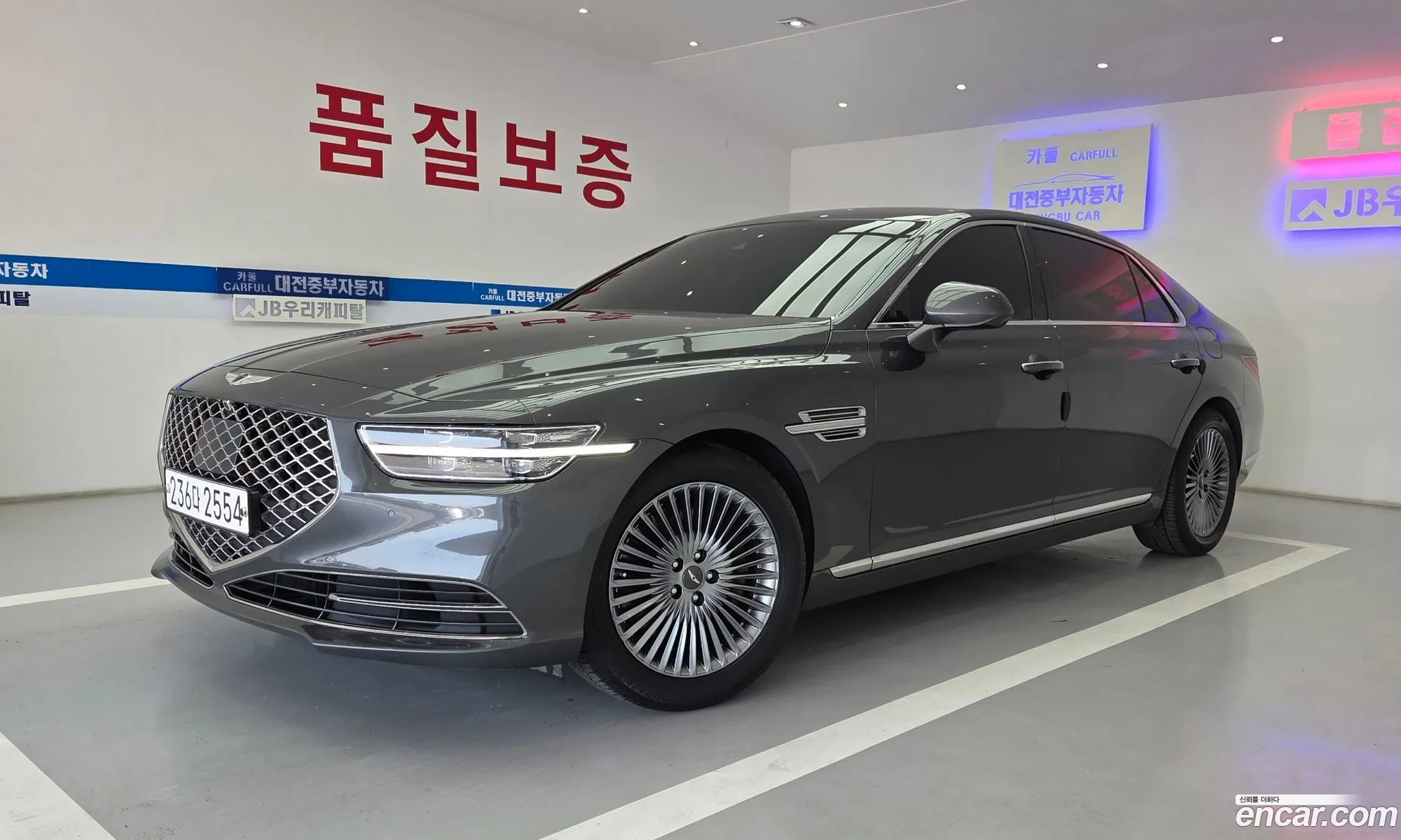 Genesis G90 2019 — 17