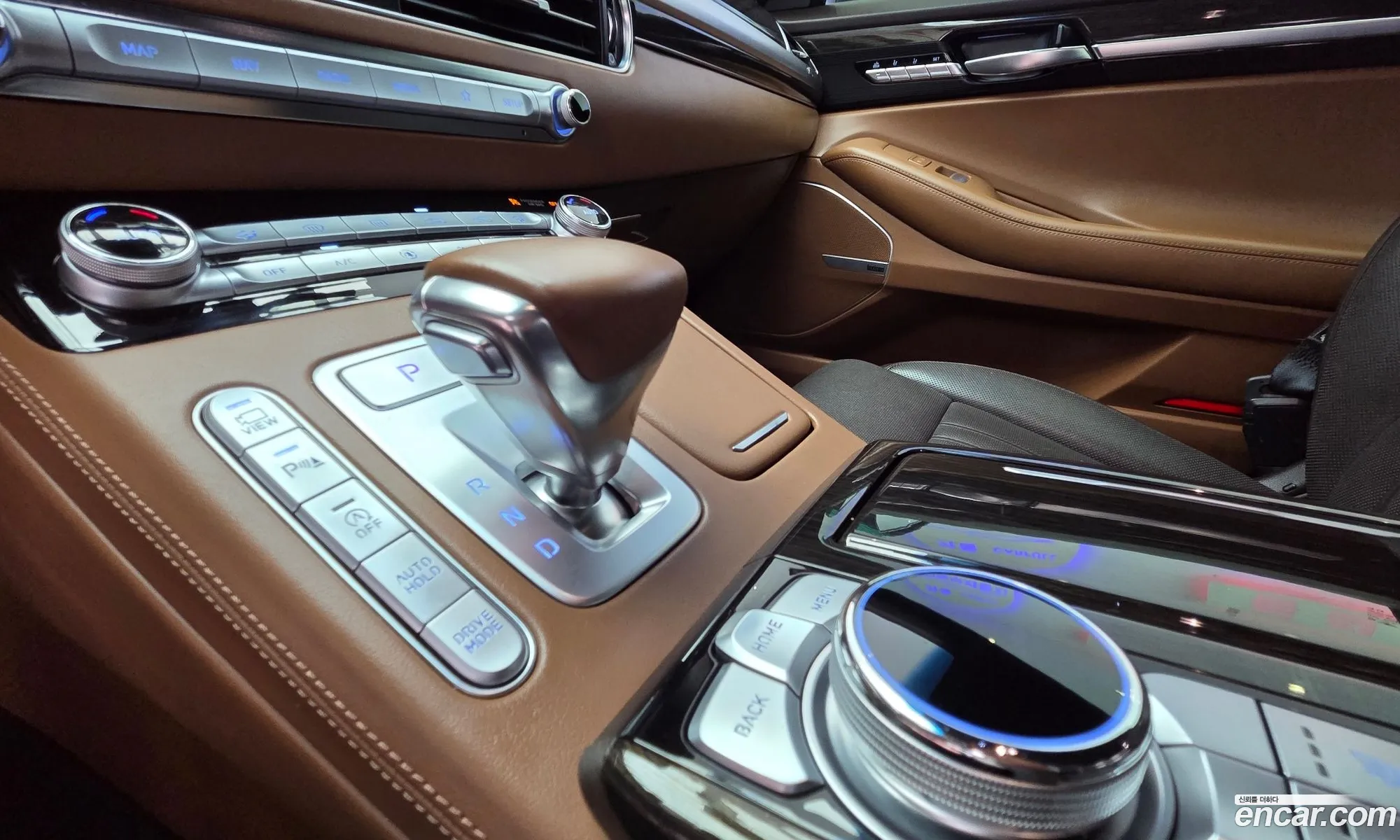 Genesis G90 2019 — 2