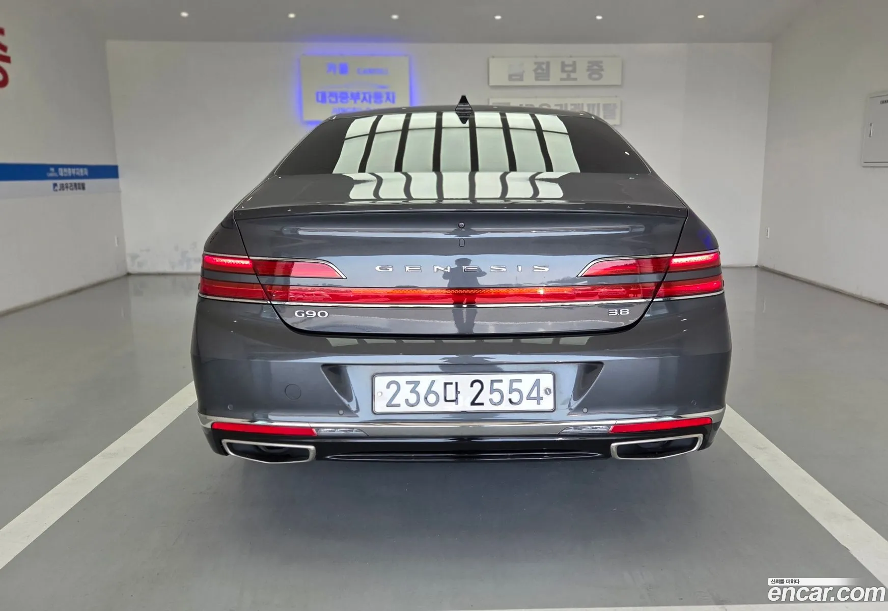 Genesis G90 2019 — 19