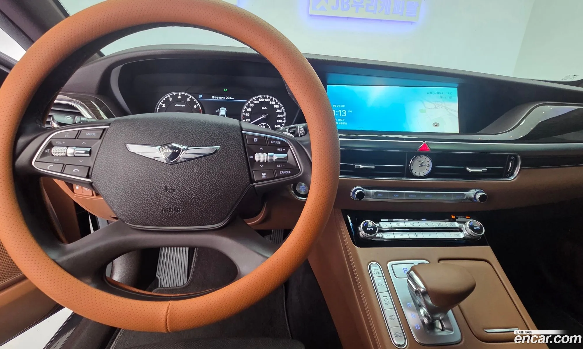 Genesis G90 2019 — 18