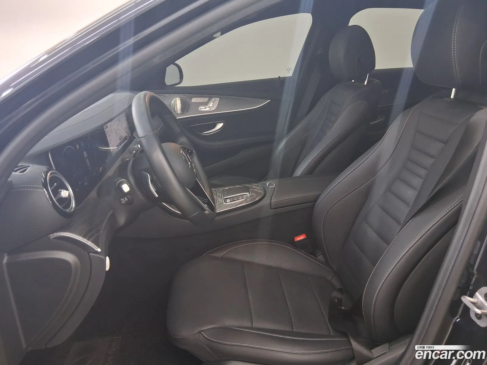 Mercedes-Benz E-Class W213 2022 — 5