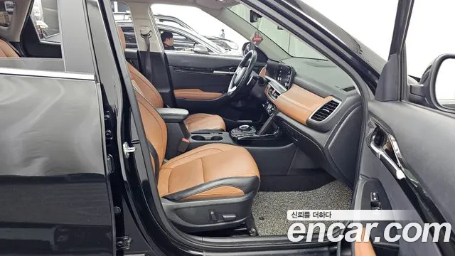 Kia Seltos 2023 — 12