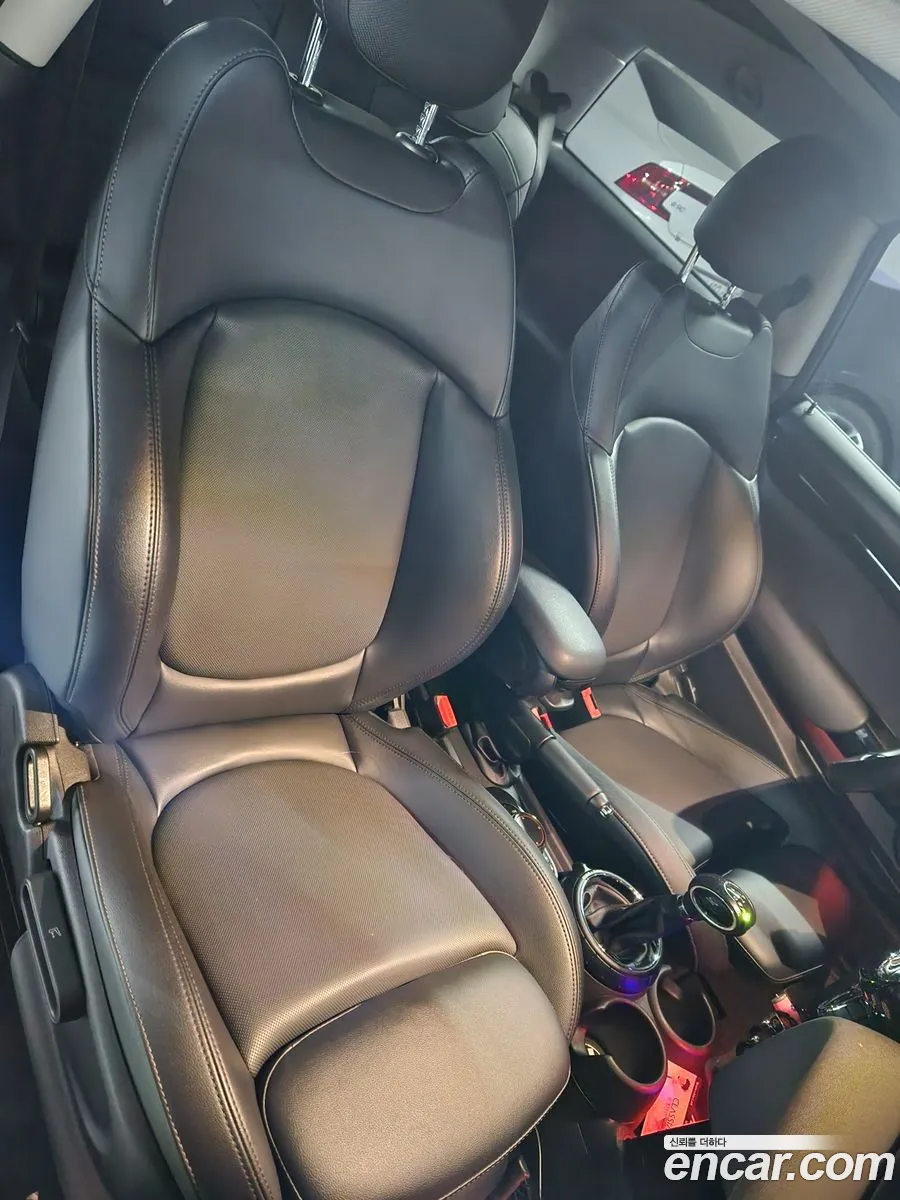 Mini Cooper 2017 — 16