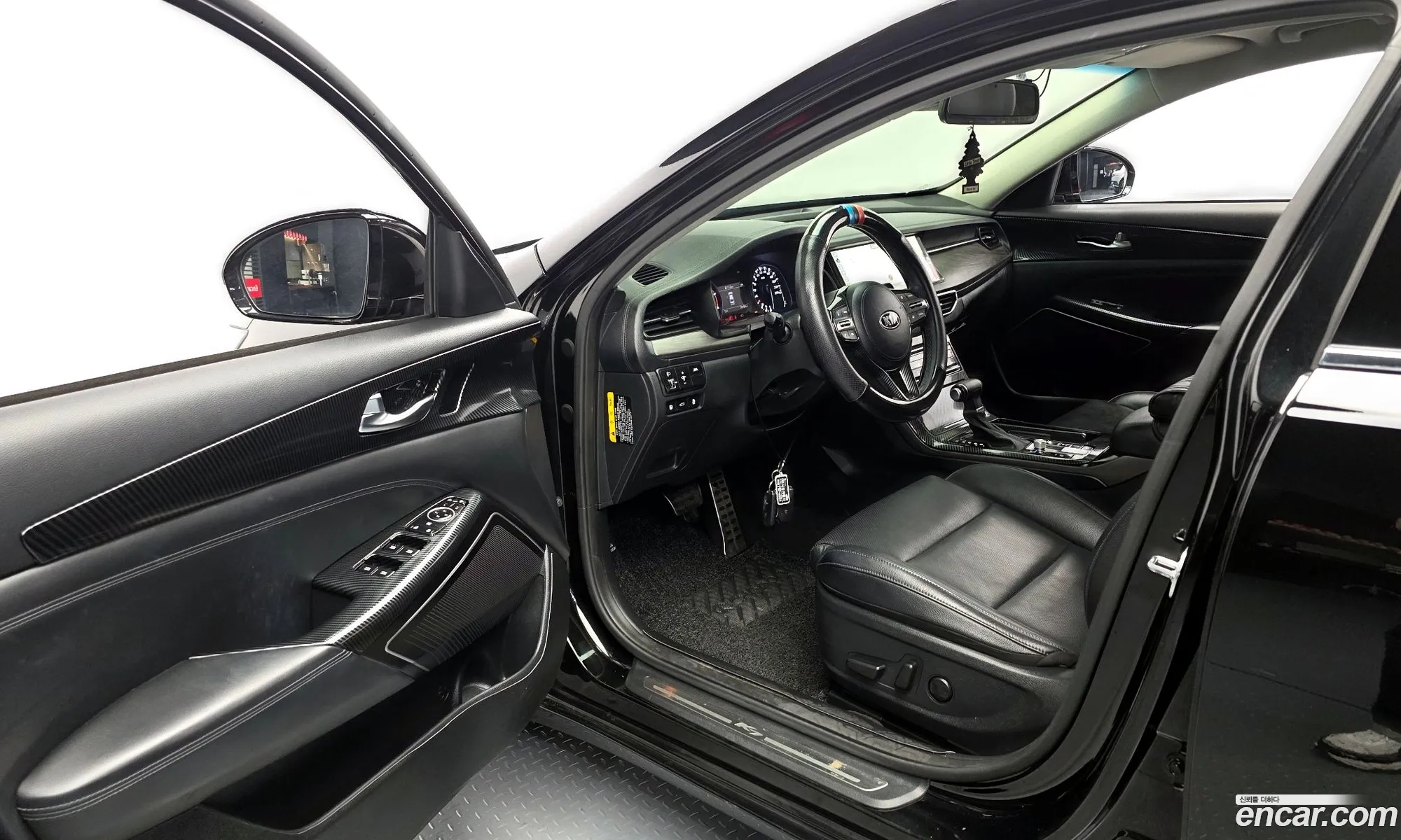 Kia K7 Premier 2020 KNALB41BBLA211743 — 6