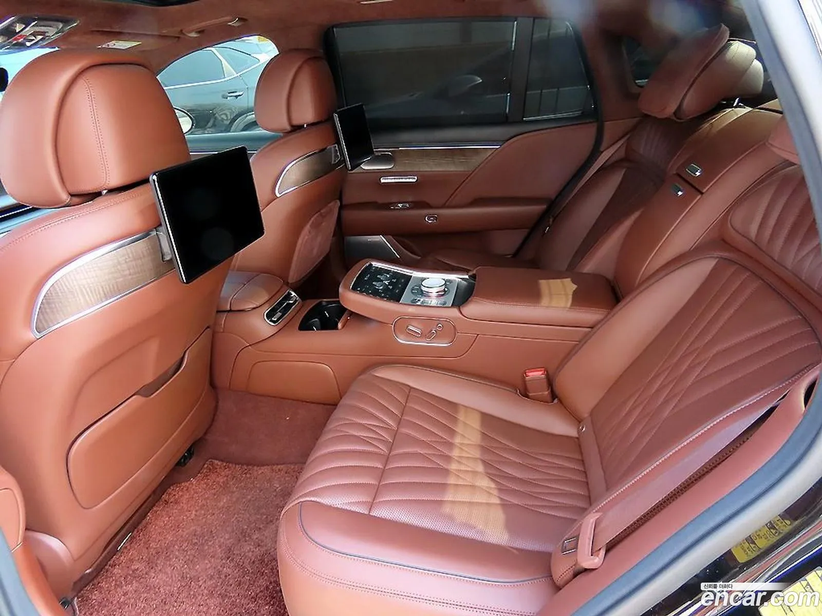 Genesis G90 2022 — 20