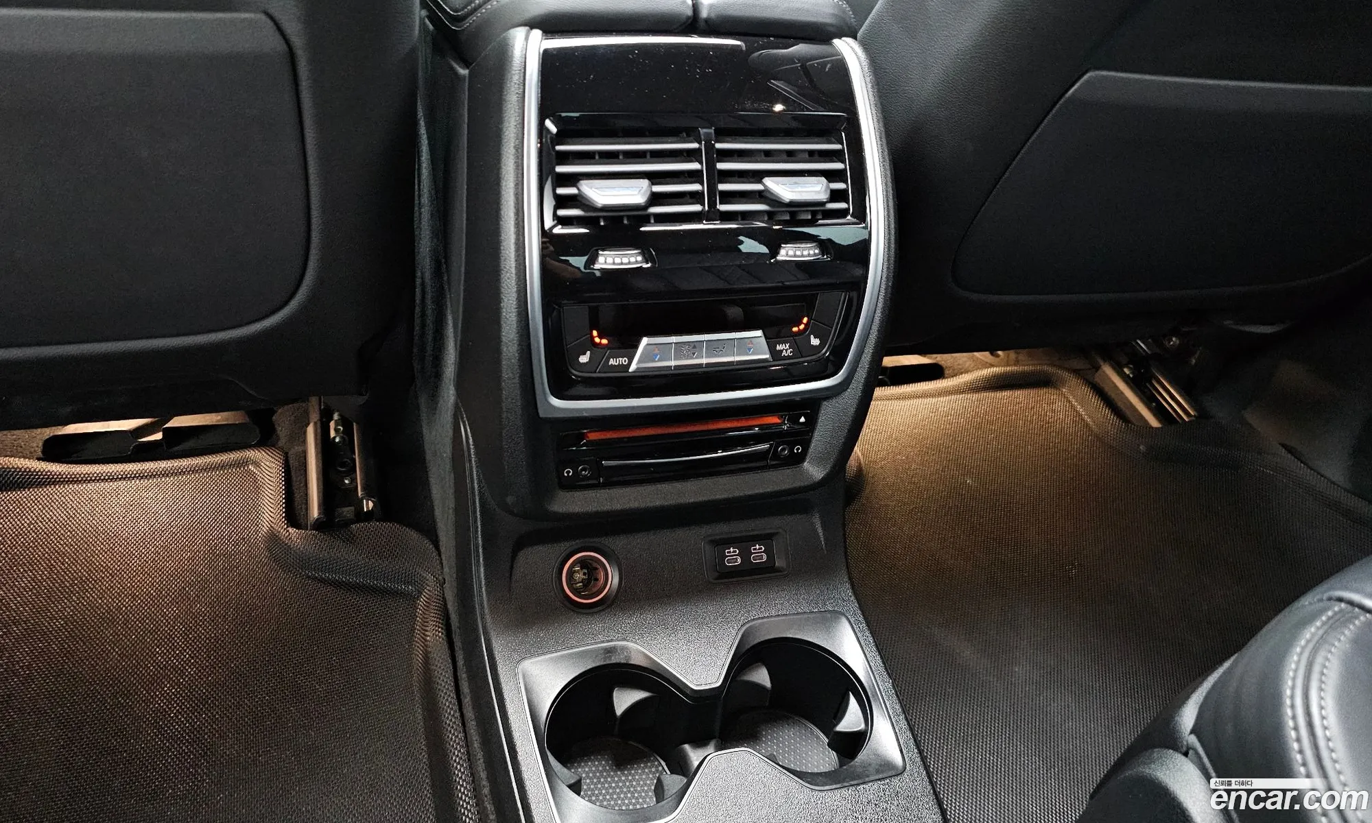 BMW X7 2020 — 8