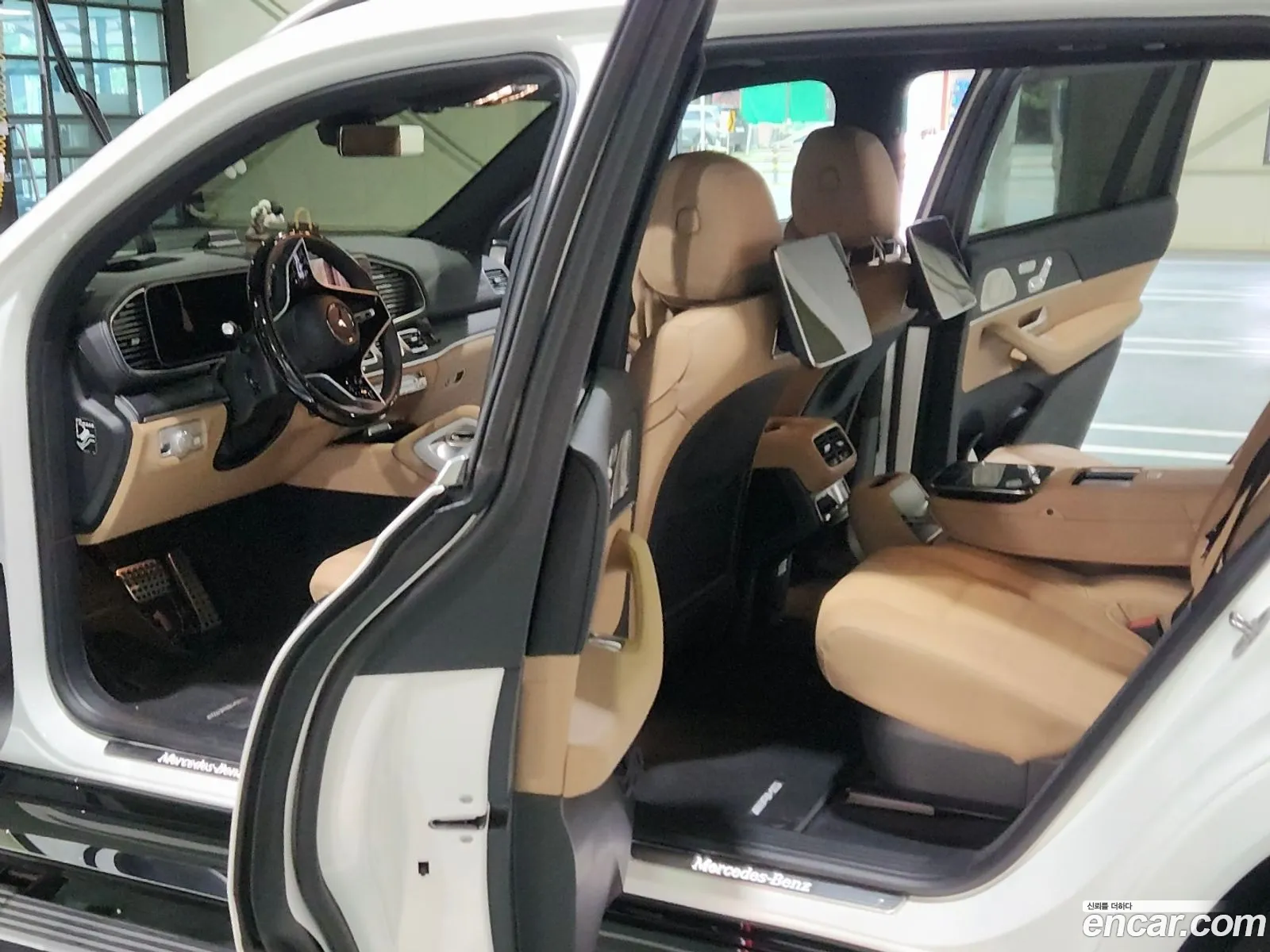 Mercedes-Benz GLS-Class X167 2025 — 12