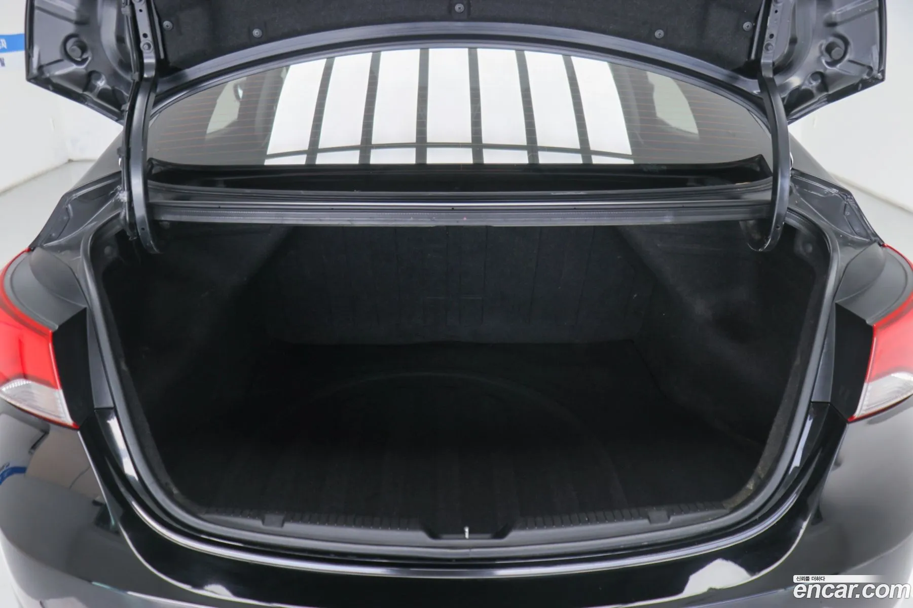 Hyundai Elantra 2013 — 19