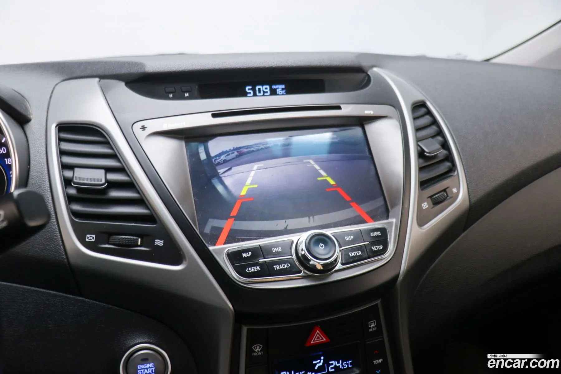 Hyundai Elantra 2013 — 17