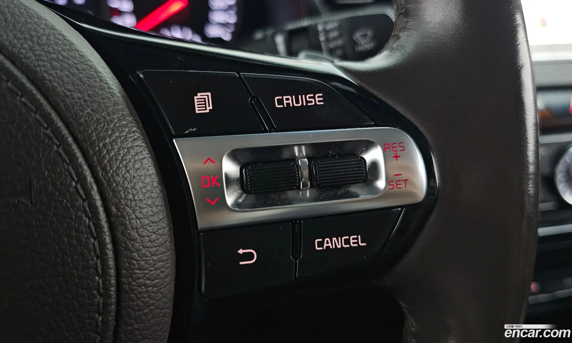 Kia K7 2017 — 19