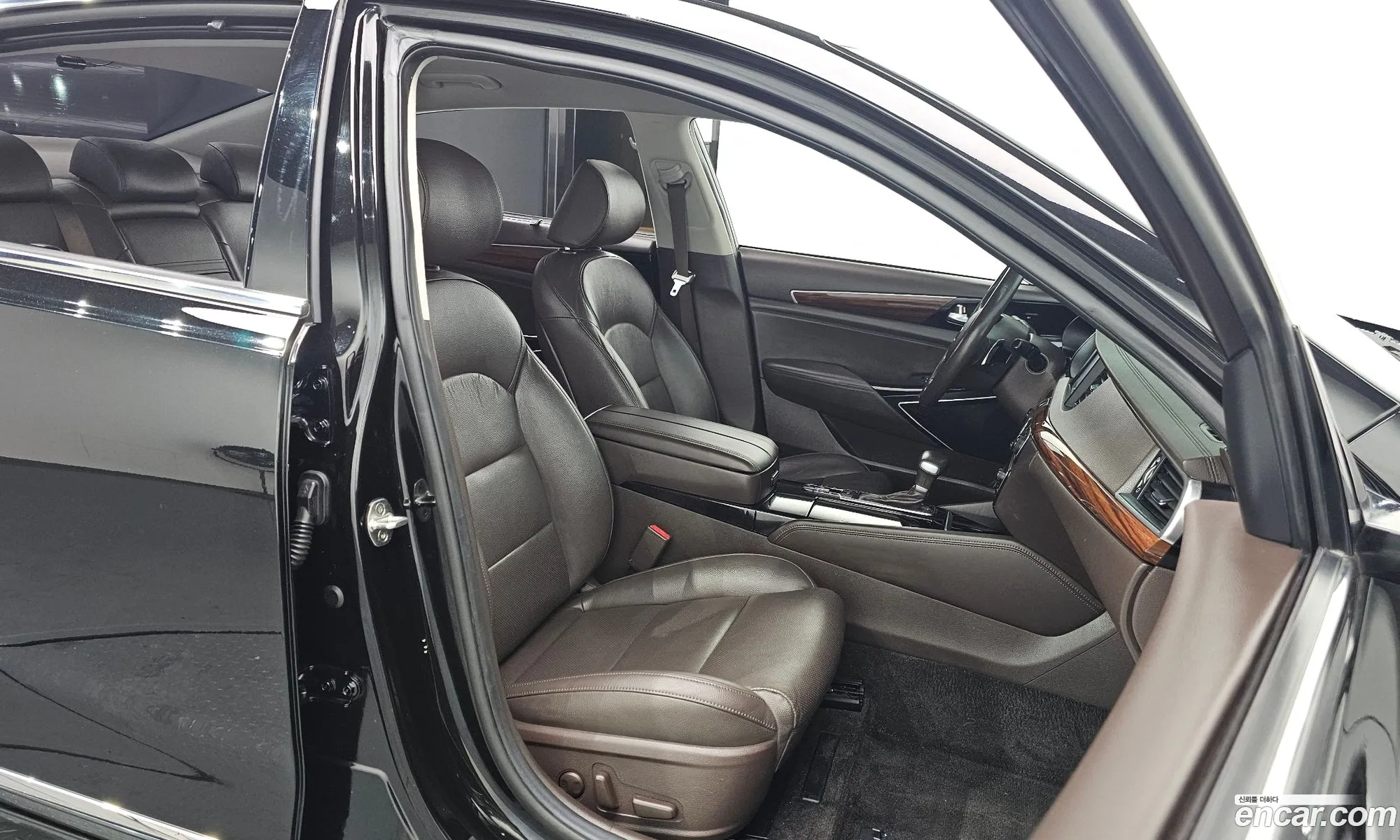 Kia K7 2017 — 2