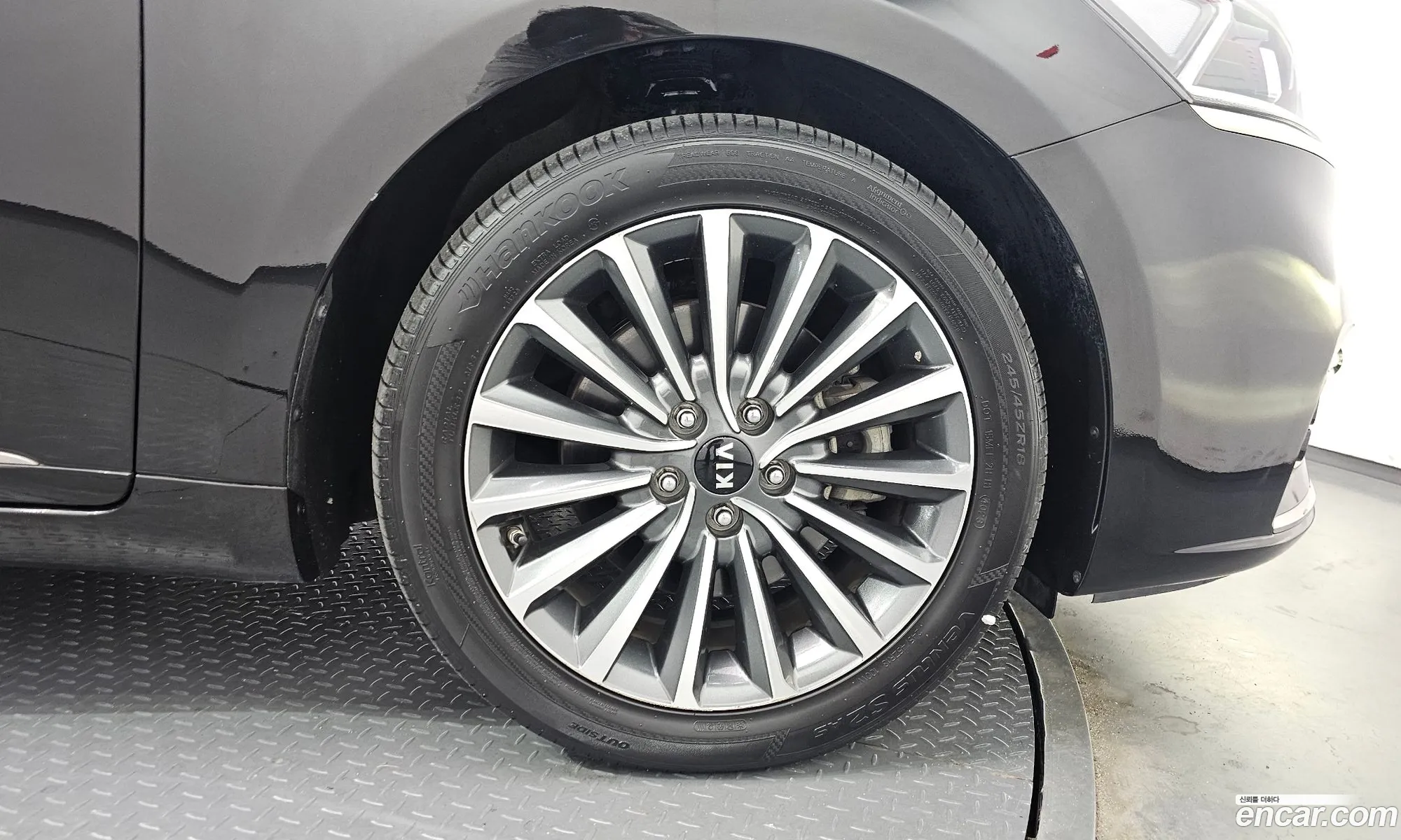 Kia K7 2017 — 9