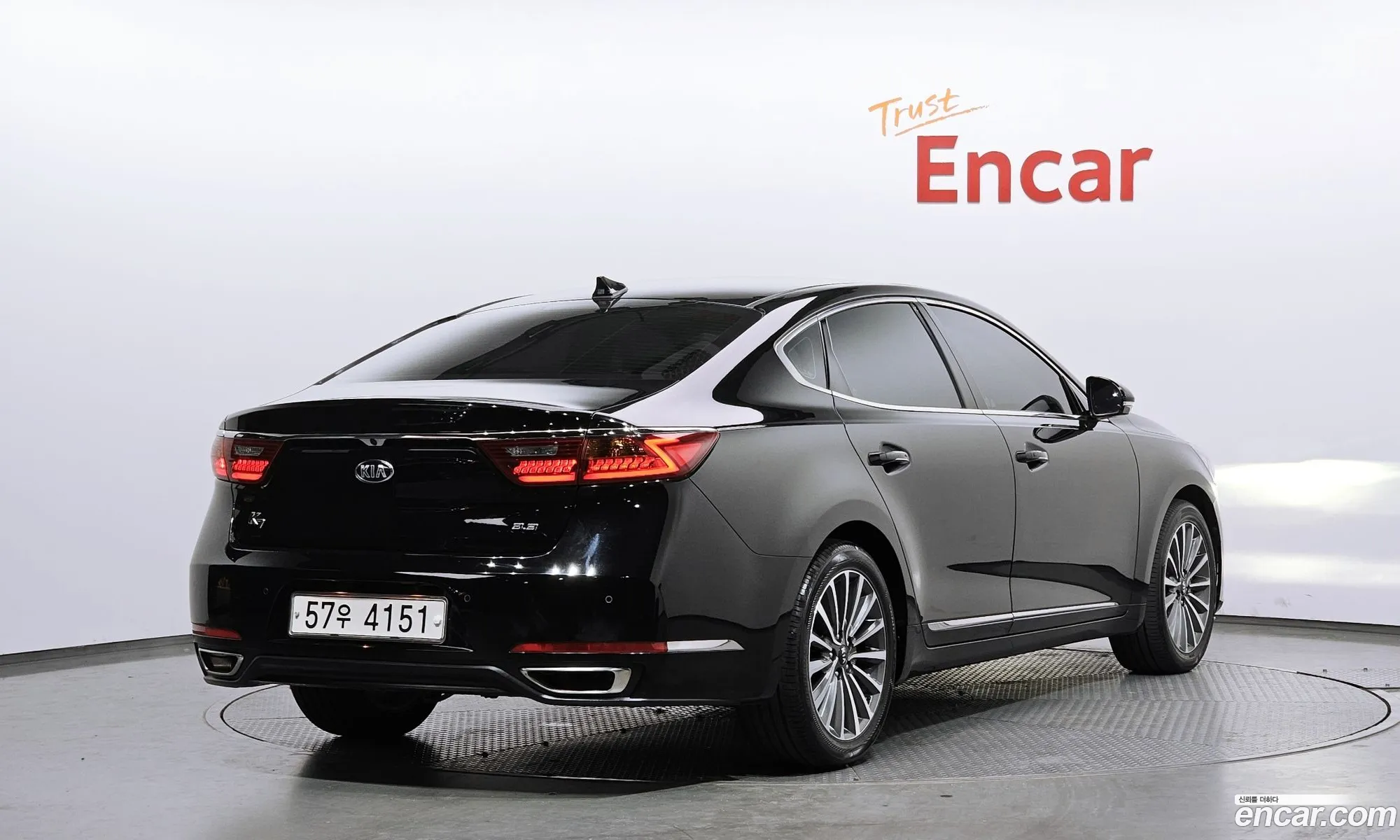 Kia K7 2017 — 14