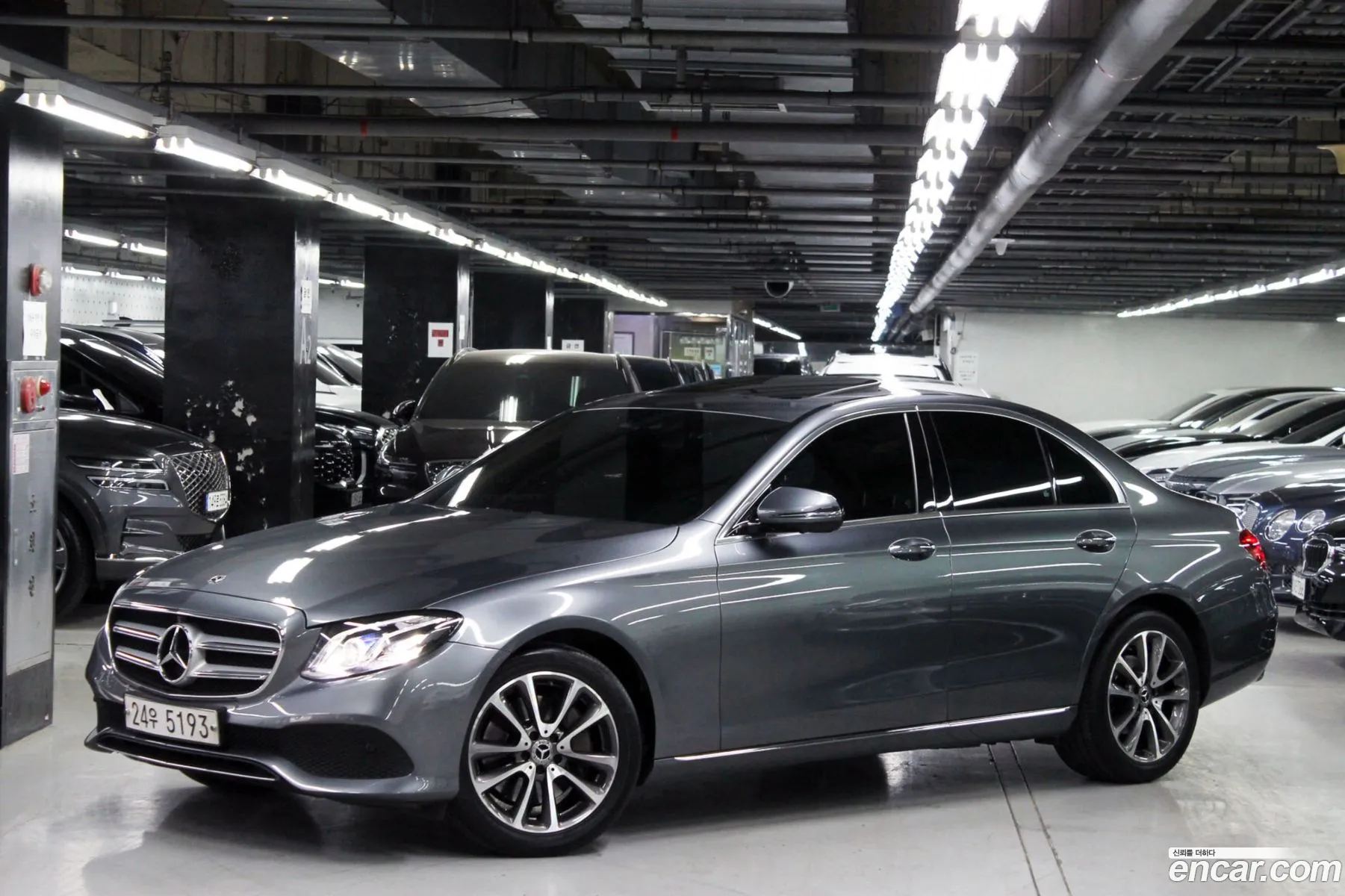 Mercedes-Benz E-Class W213 2018 — 13