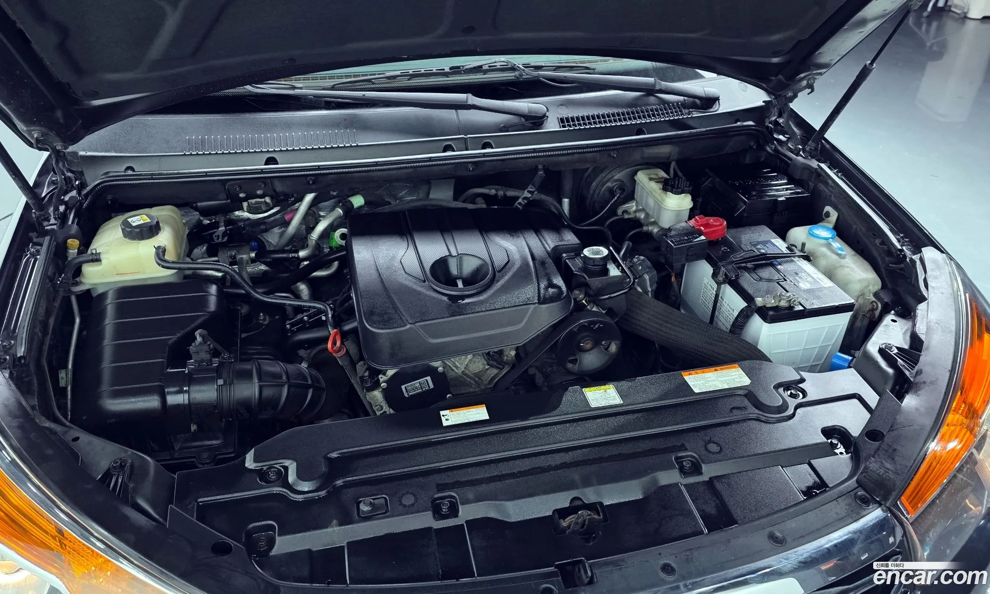 KG Mobility (SsangYong) Korando Turismo 2017 — 17