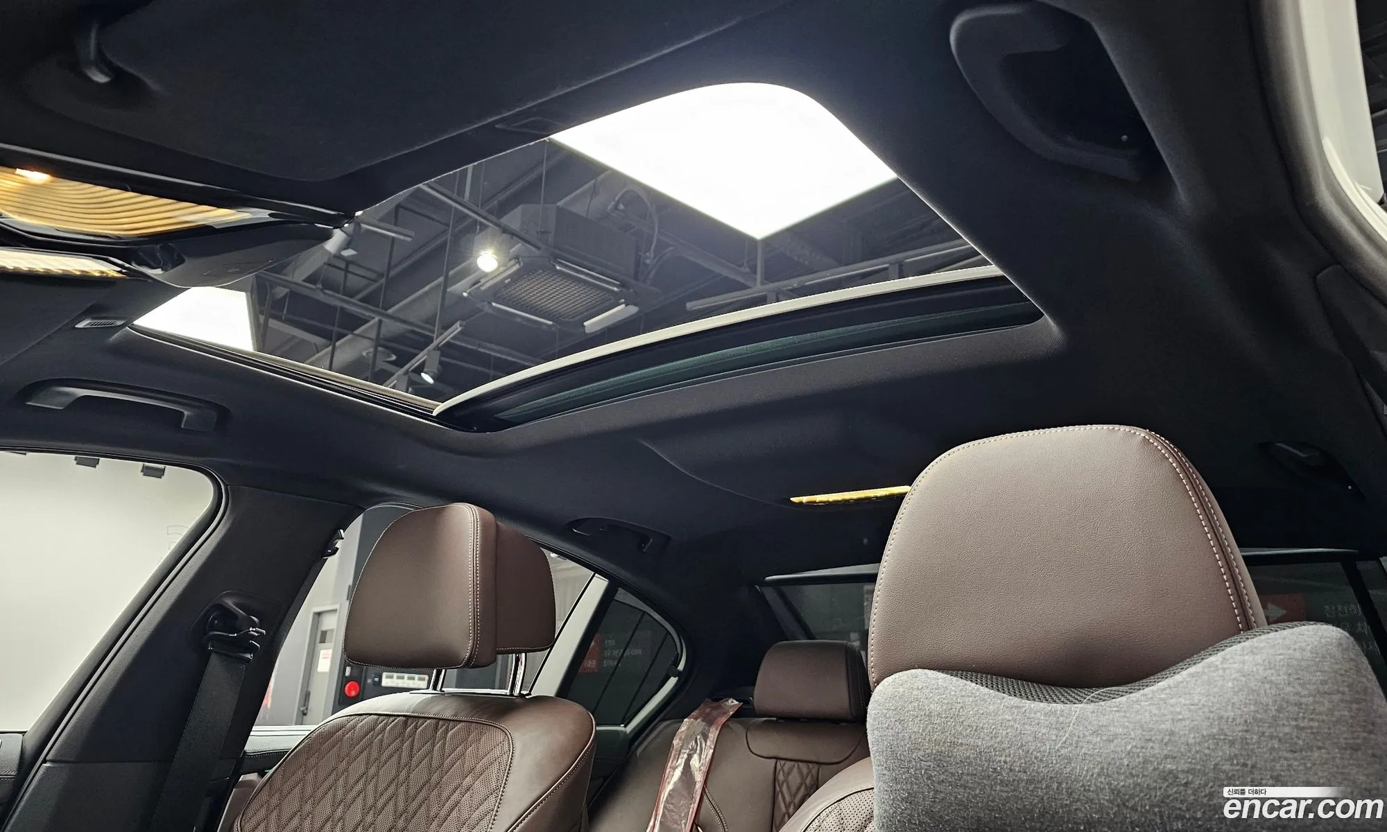 BMW 5 Series 2023 — 12