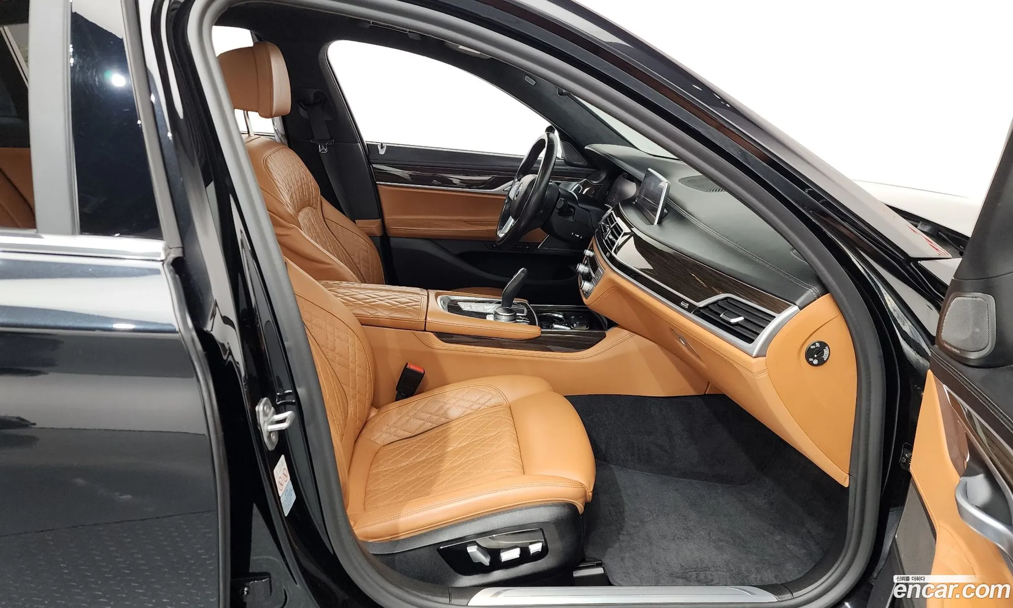 BMW 7 Series 2020 — 18