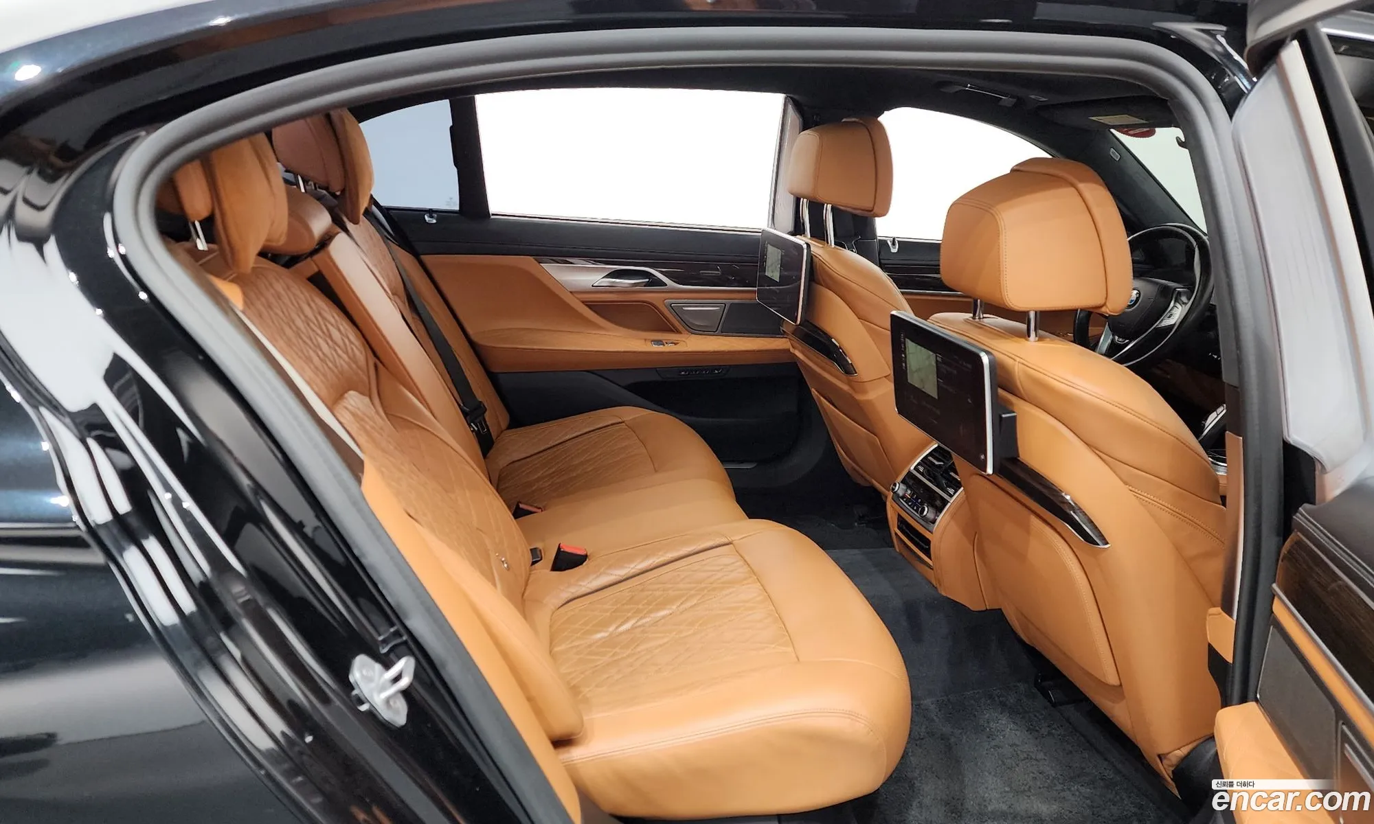 BMW 7 Series 2020 — 7