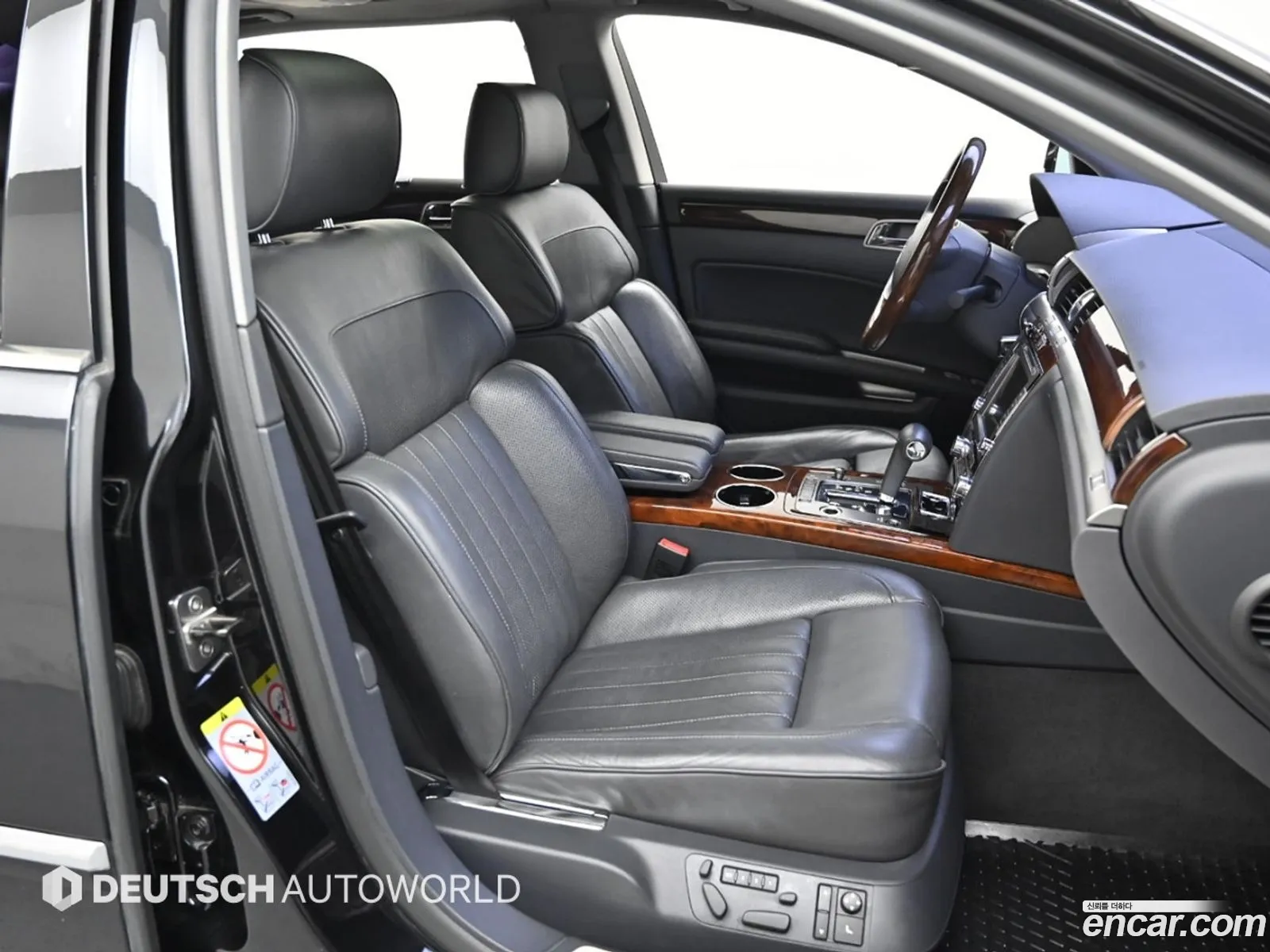 Volkswagen Phaeton 2013 — 14
