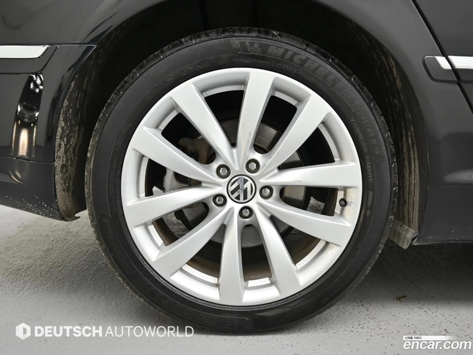 Volkswagen Phaeton 2013 — 15