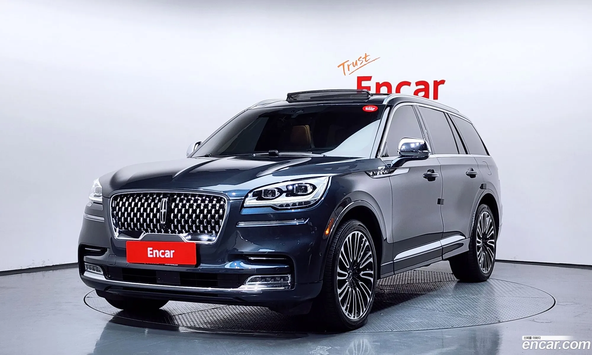 Lincoln Aviator 2022 5LM5J9XCXNGL09733 — 18