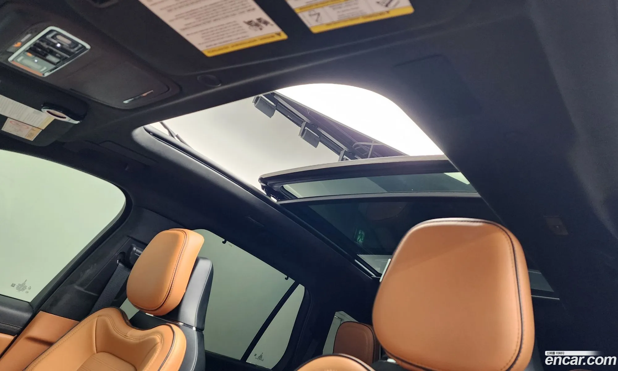 Lincoln Aviator 2022 5LM5J9XCXNGL09733 — 17