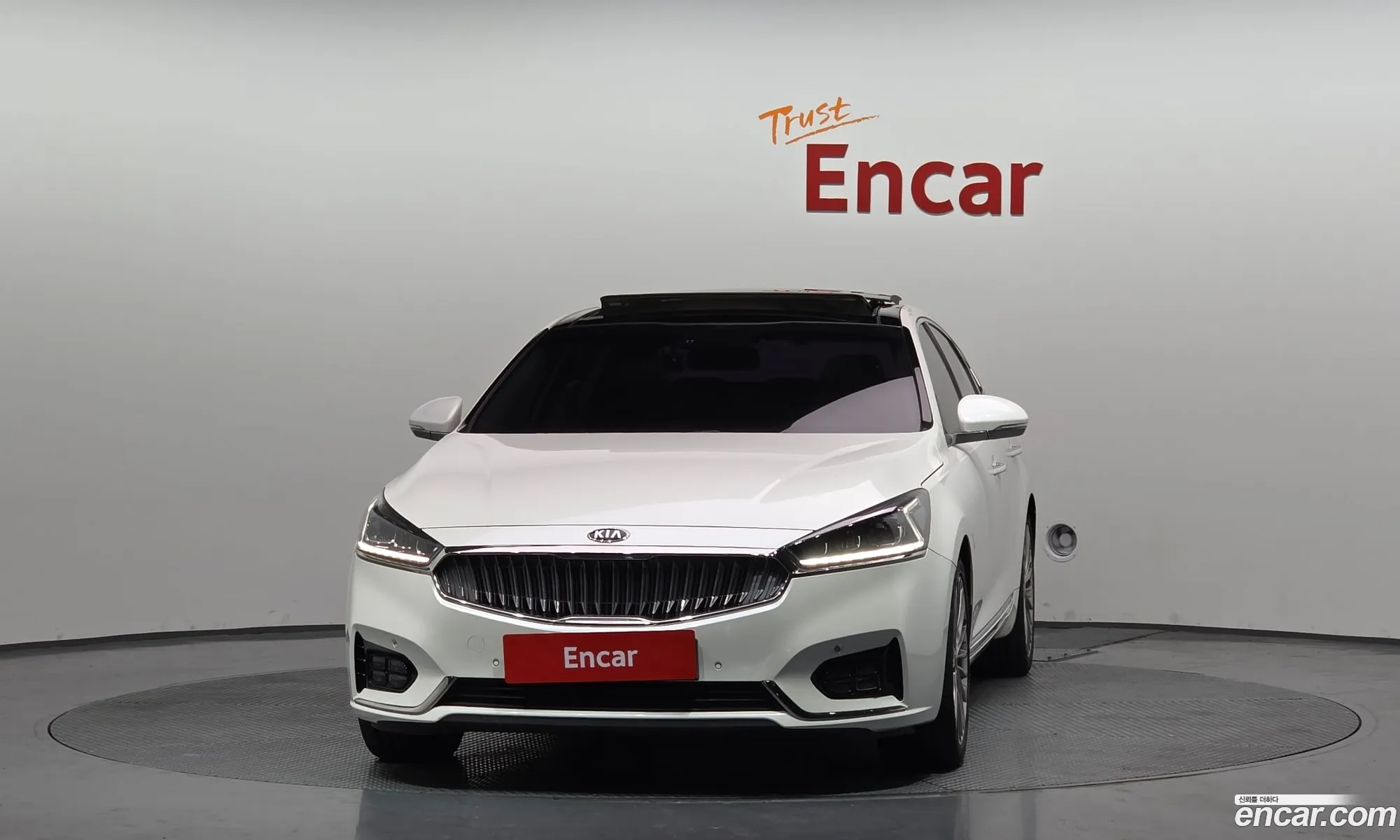 Kia K7 2017 — 18