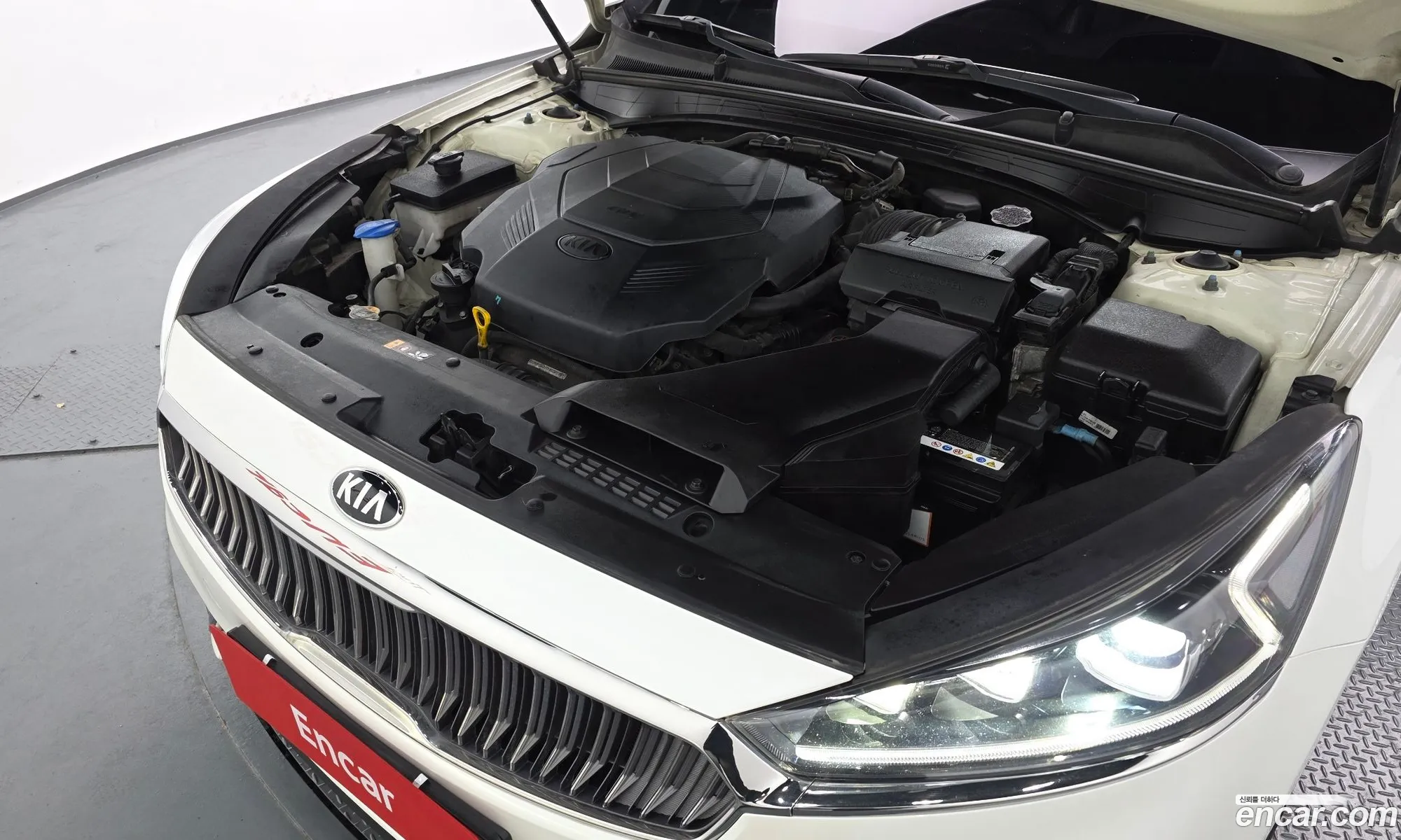 Kia K7 2017 — 10