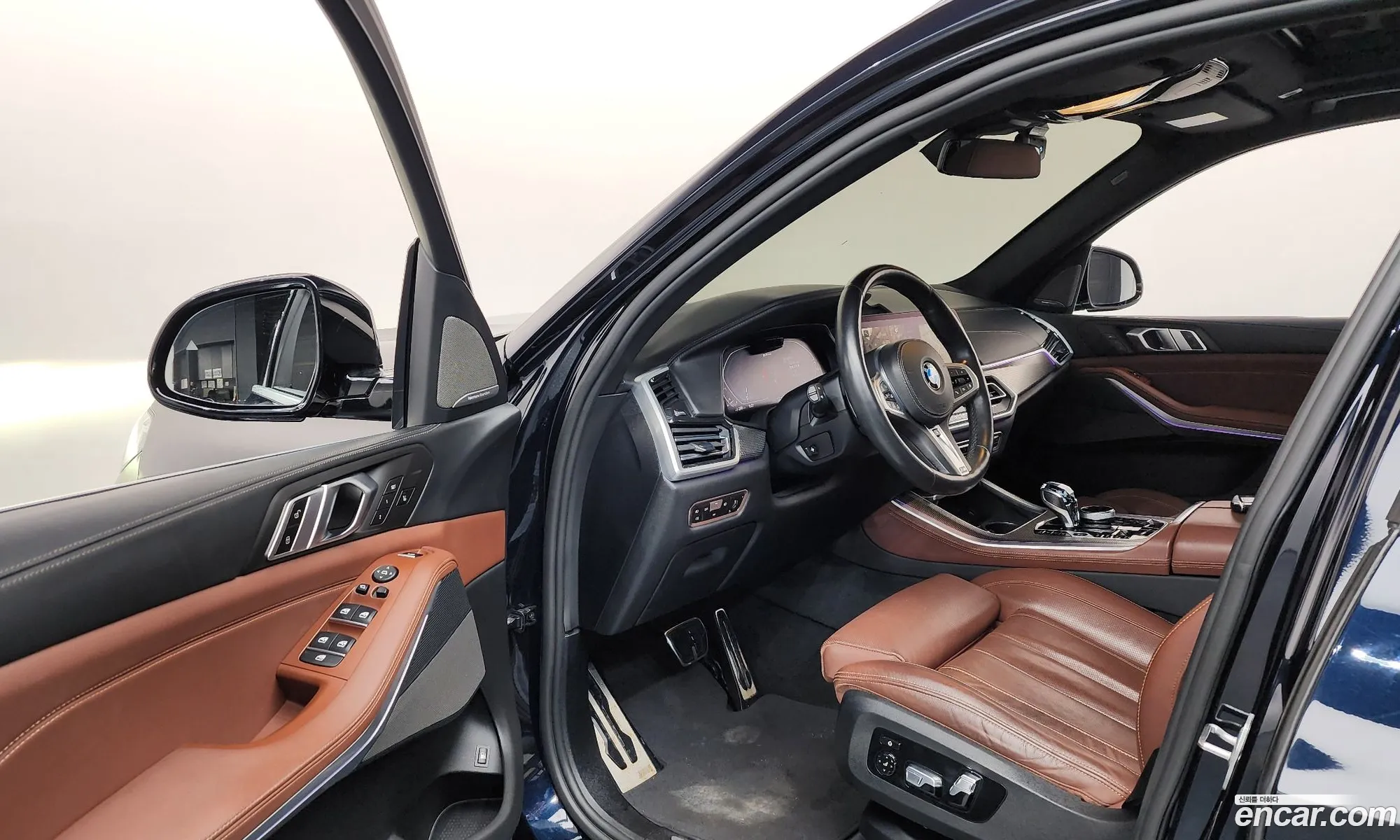 BMW X5 2021 WBATA6103M9F97965 — 3