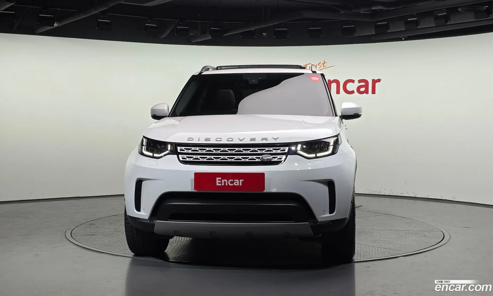 Land Rover Discovery 5 2019 — 2