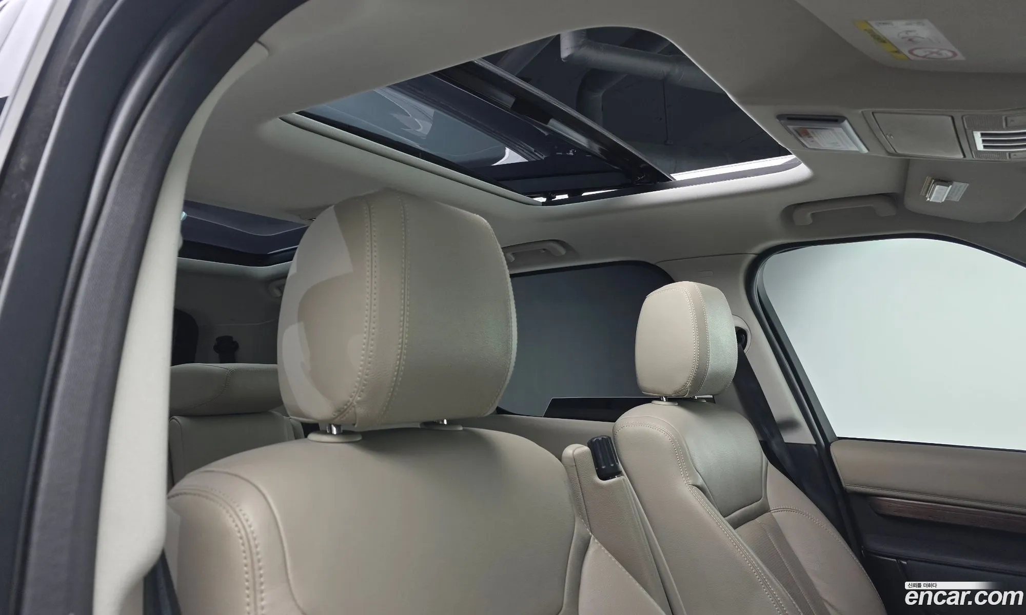 Land Rover Discovery 5 2019 — 9