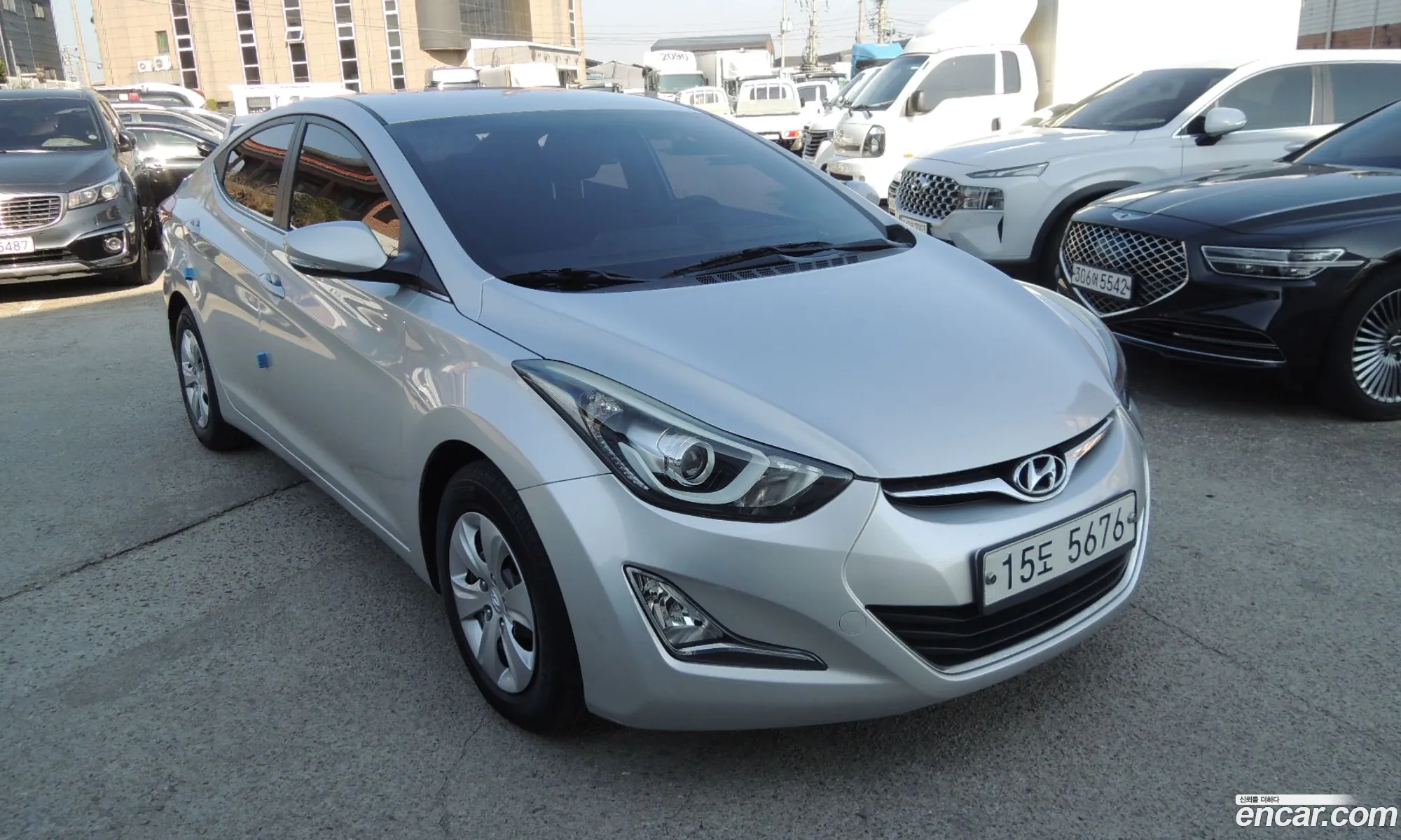 Hyundai Elantra 2015 — 12