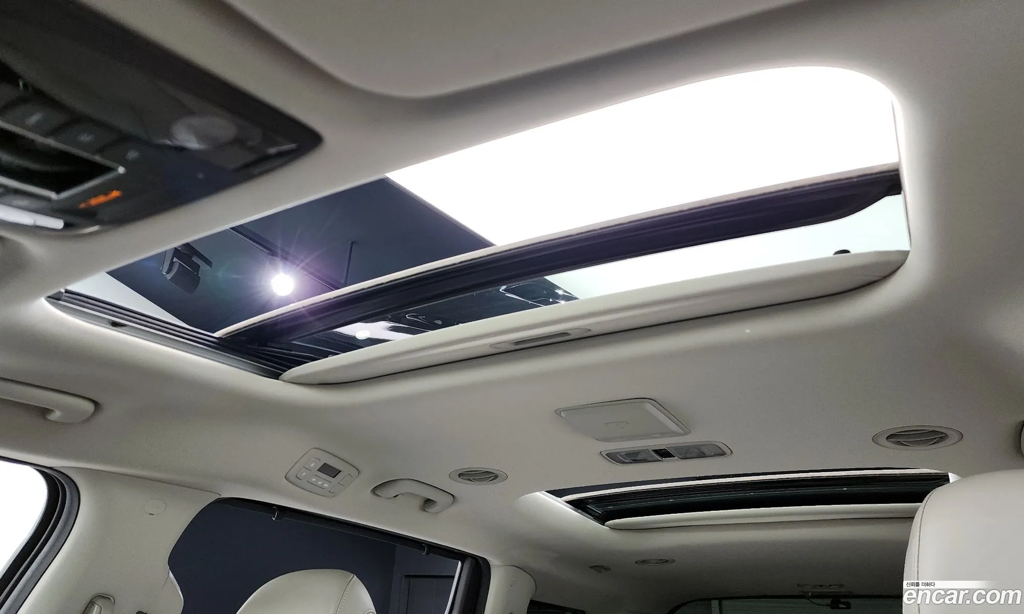 Kia Carnival 2021 — 13