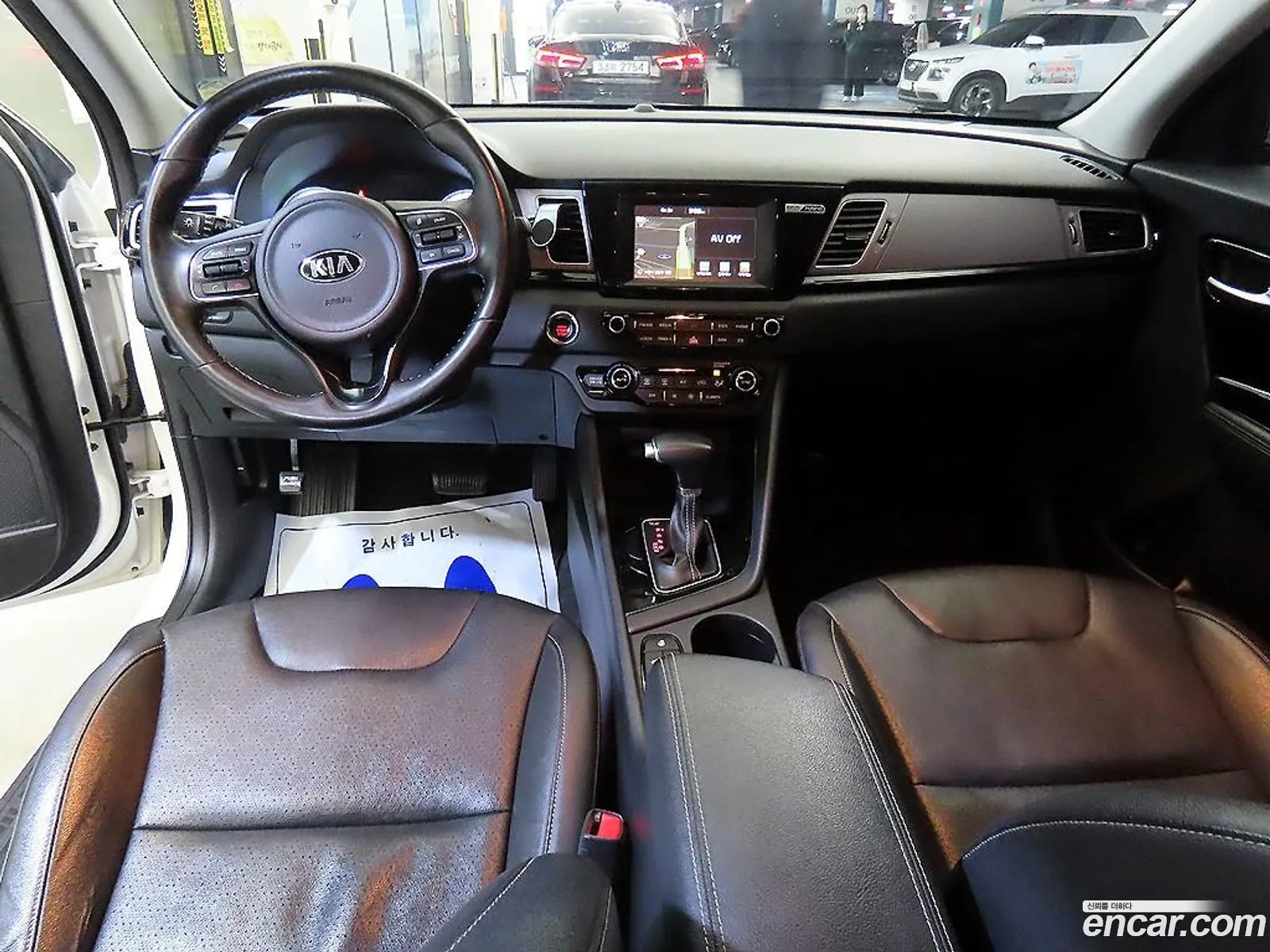 Kia Niro 2017 — 18