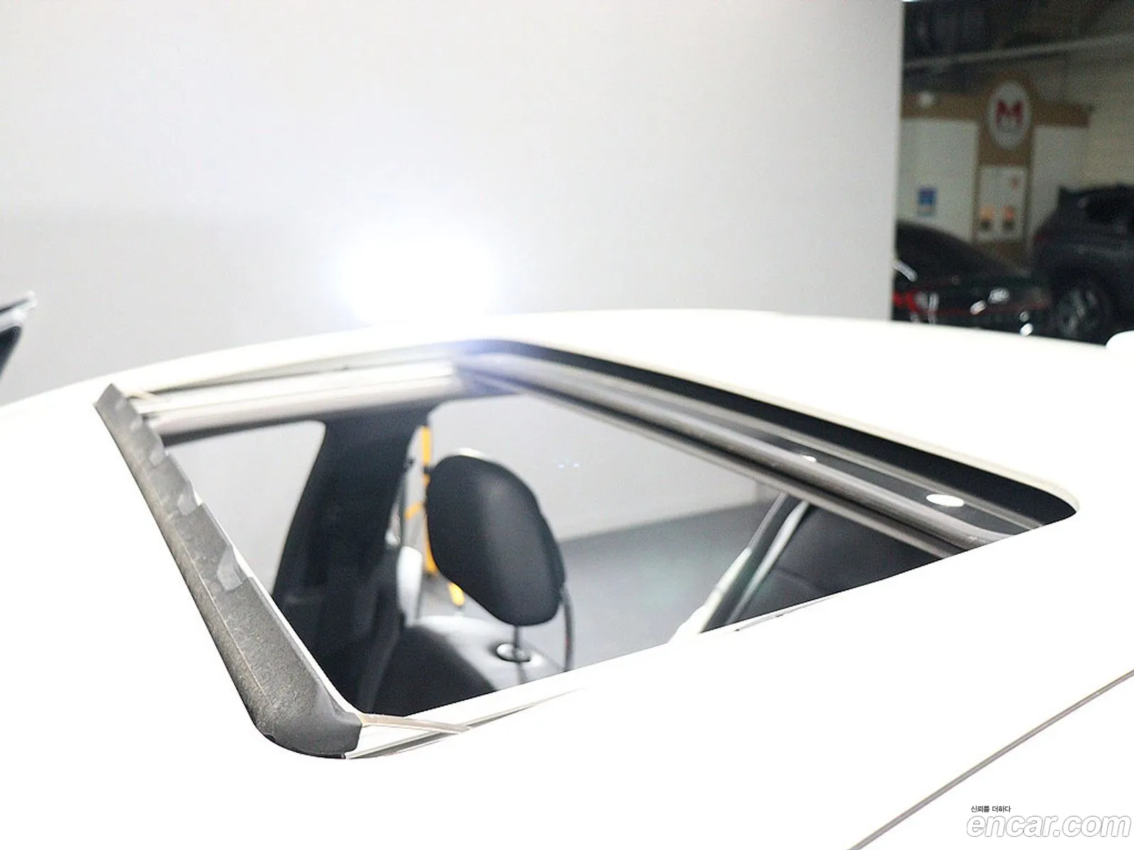 Mercedes-Benz E-Class W212 2011 — 9