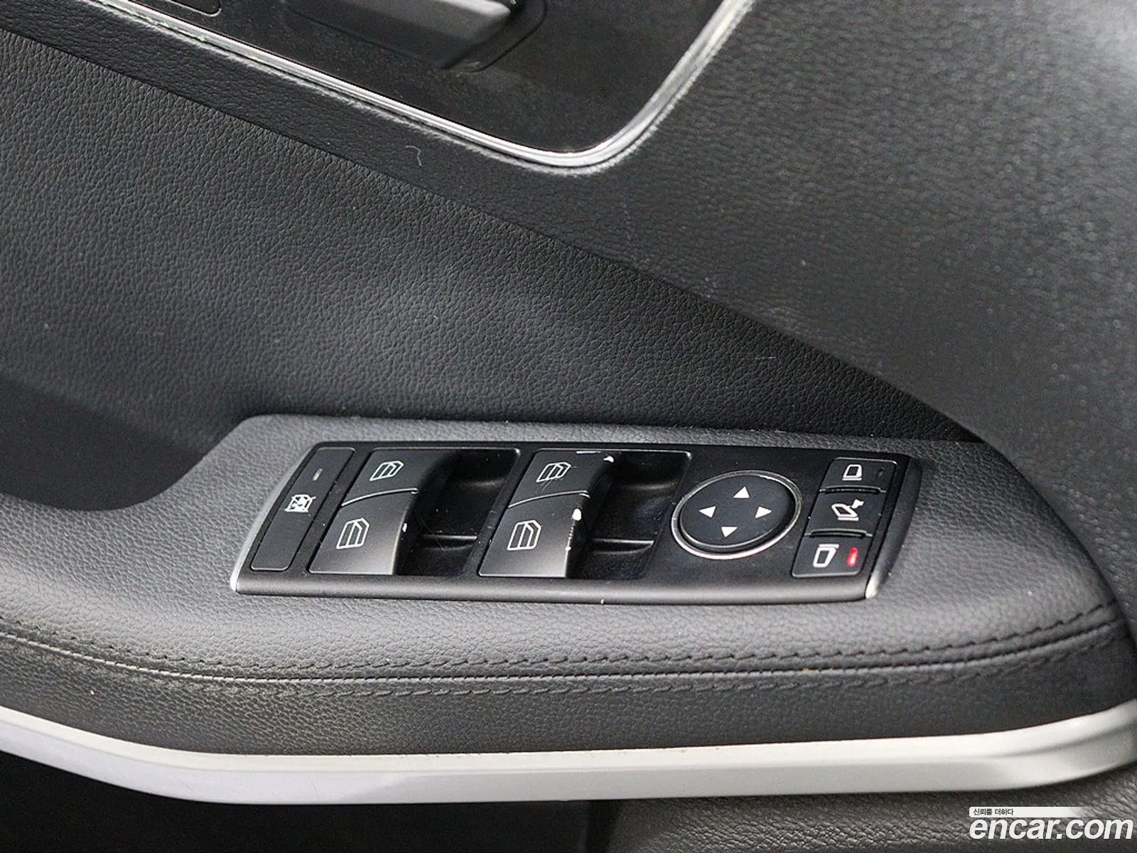 Mercedes-Benz E-Class W212 2011 — 14