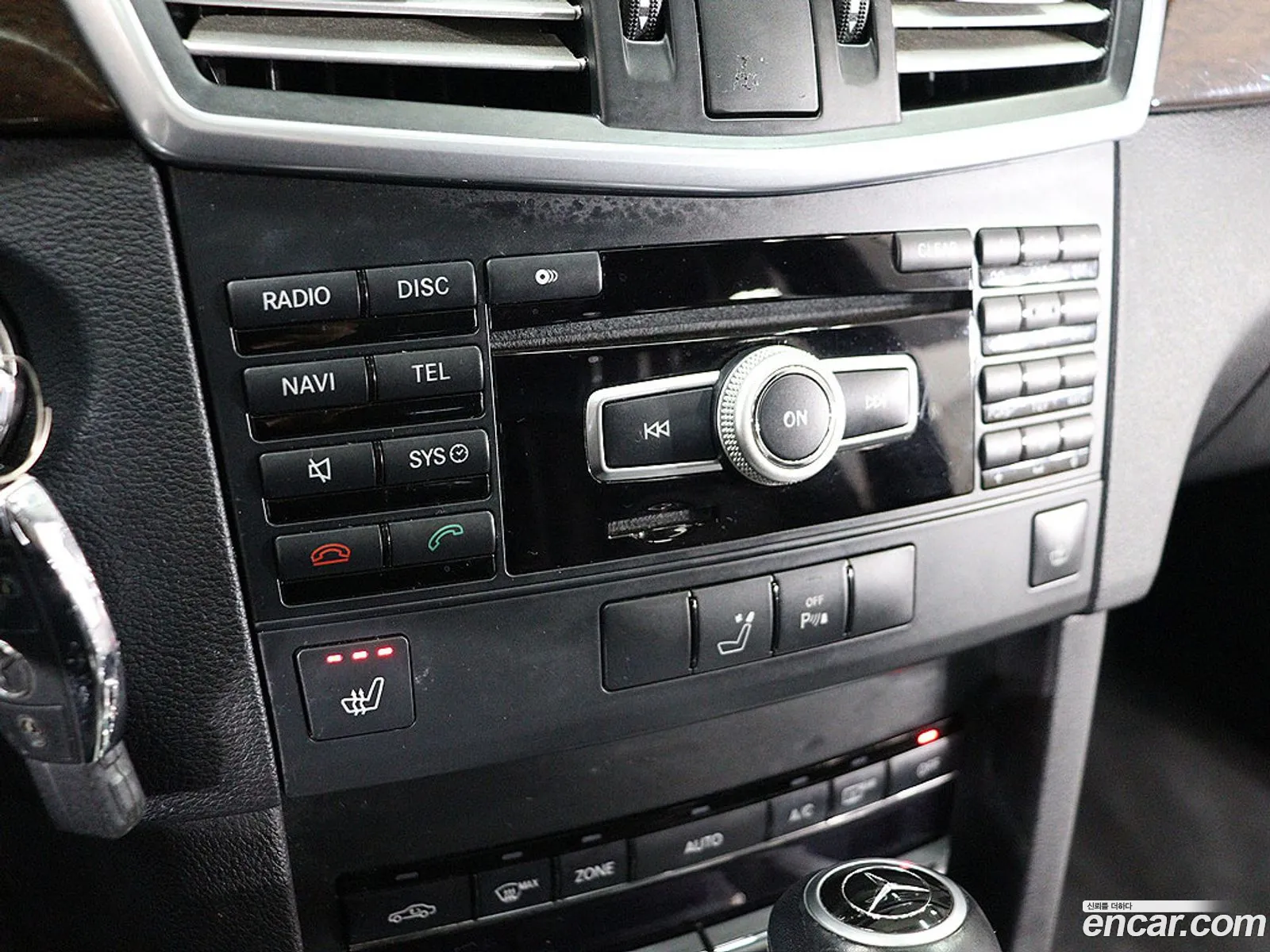 Mercedes-Benz E-Class W212 2011 — 4