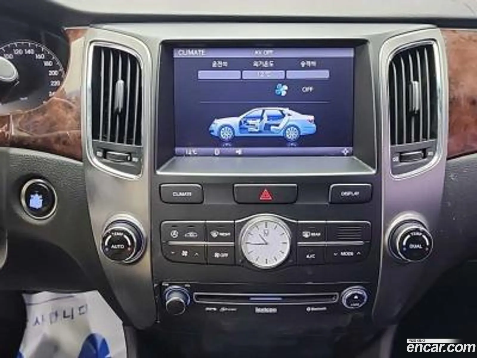 Hyundai Equus 2009 — 13