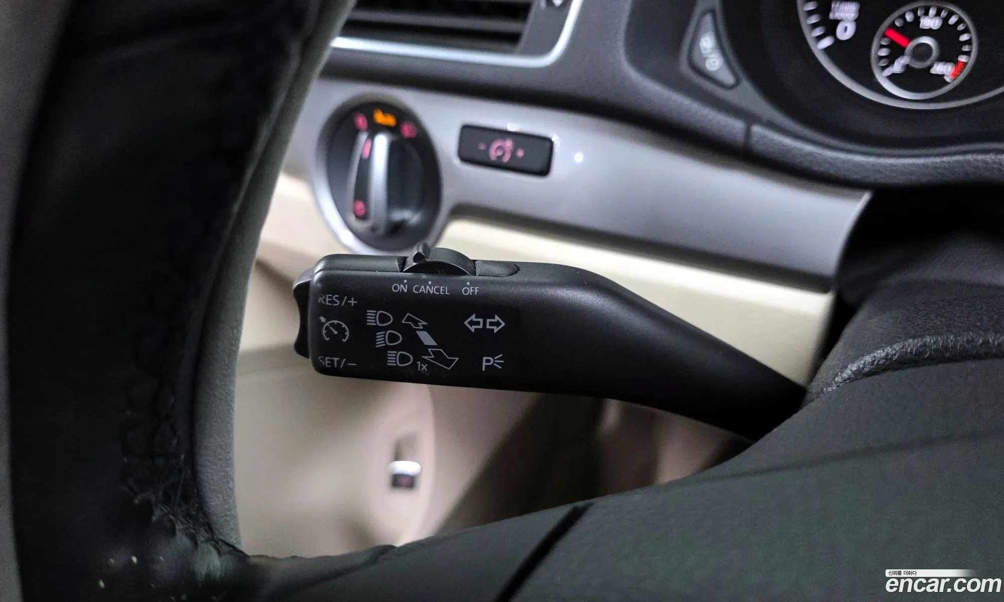 Volkswagen Passat 2014 1VWAT7A38EC089591 — 16