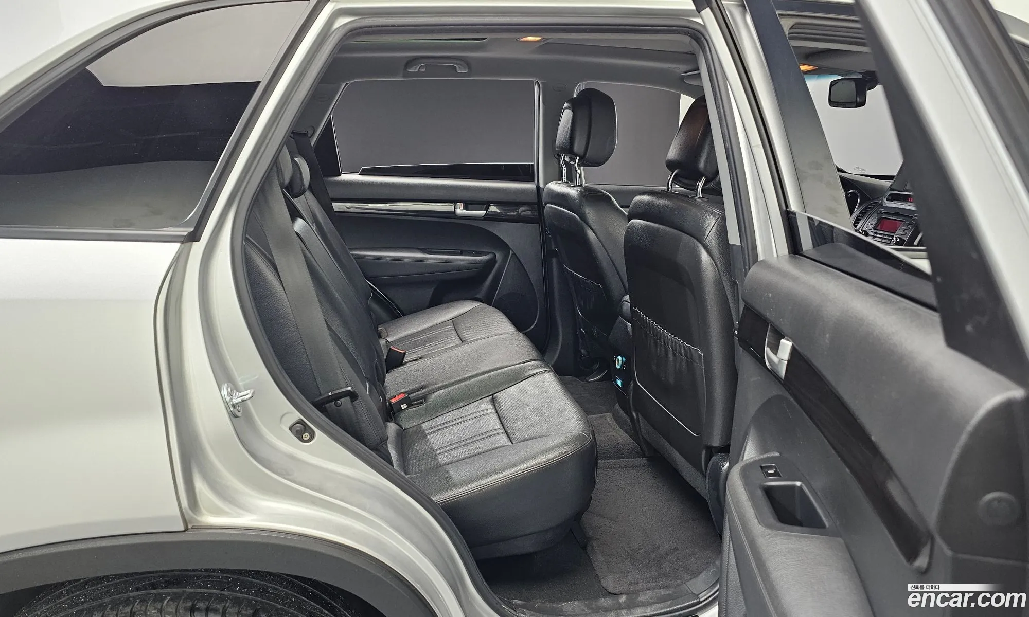 Kia Sorento R 2012 — 9