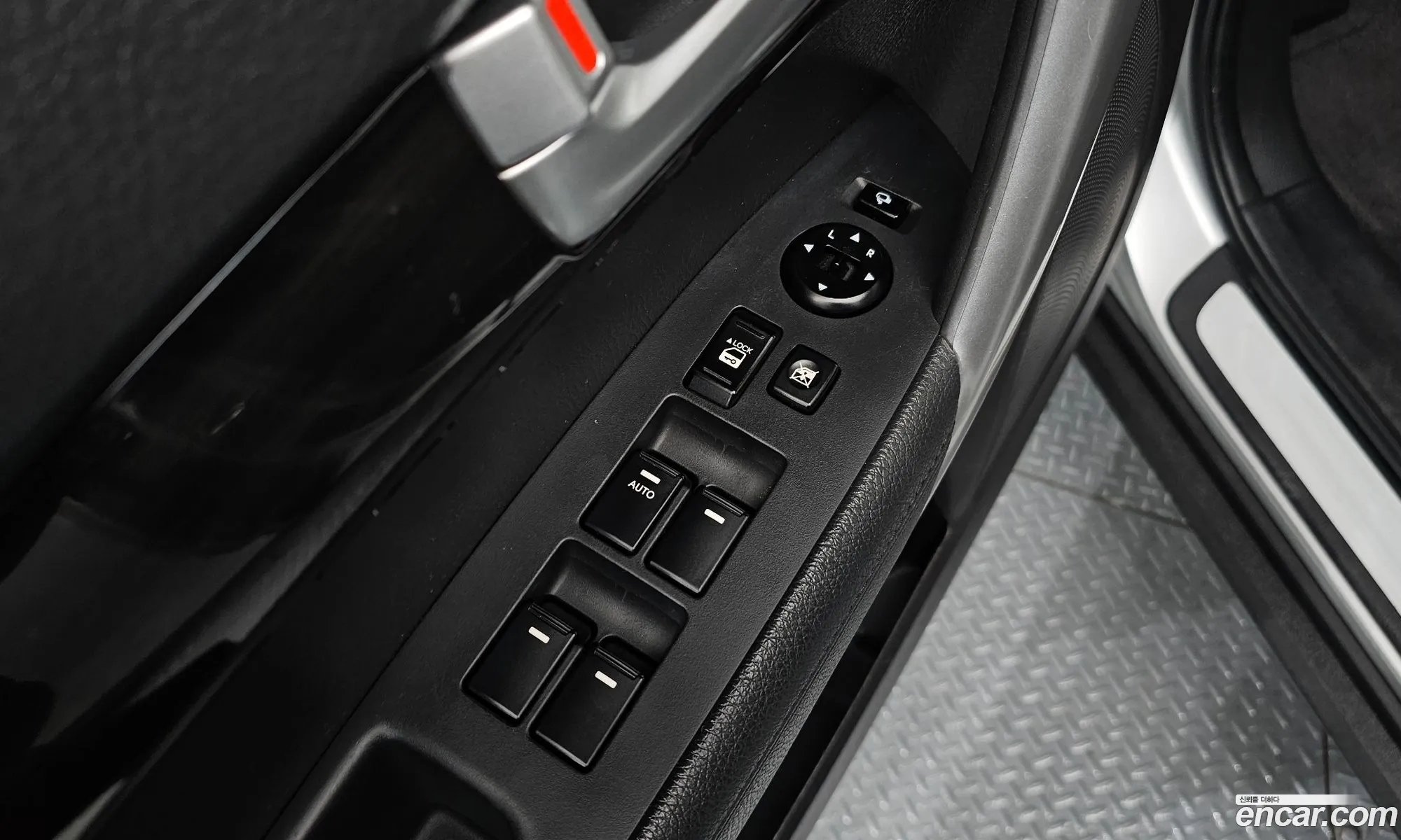 Kia Sorento R 2012 — 2