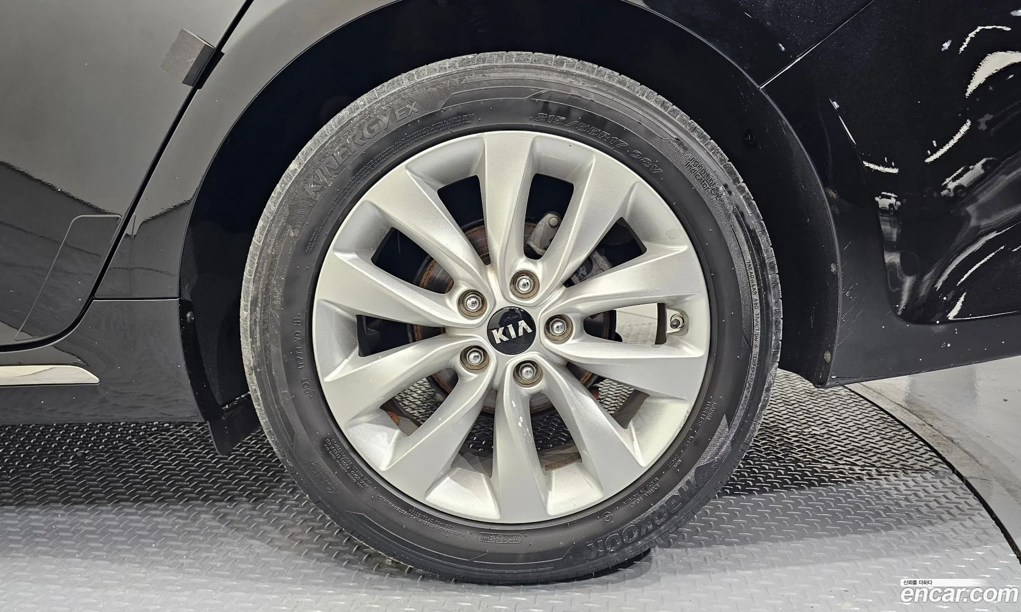 Kia K5 2016 — 17