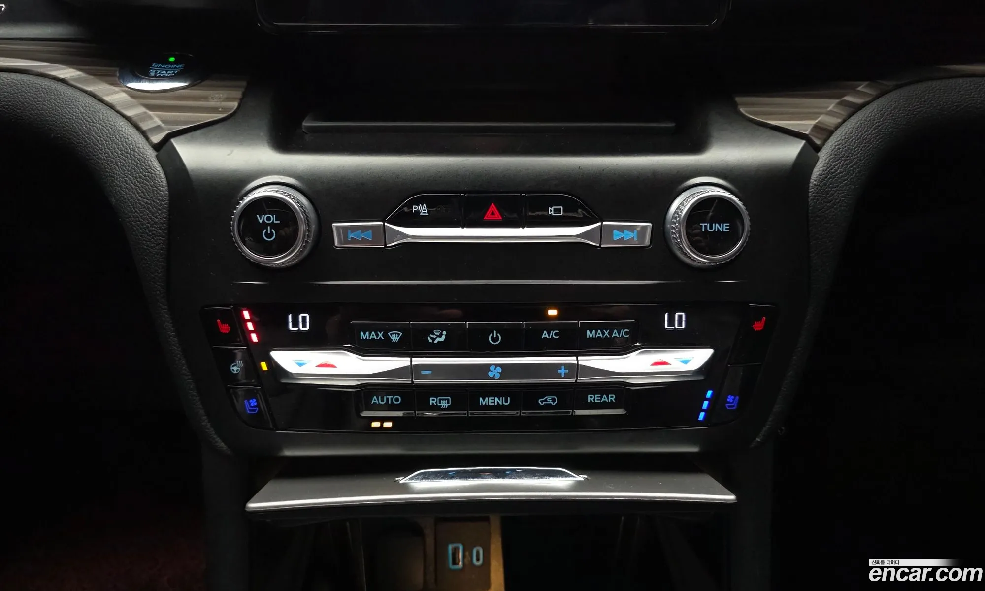 Ford Explorer 6th Gen 2020 1FMSK8FH3LGC54985 — 30
