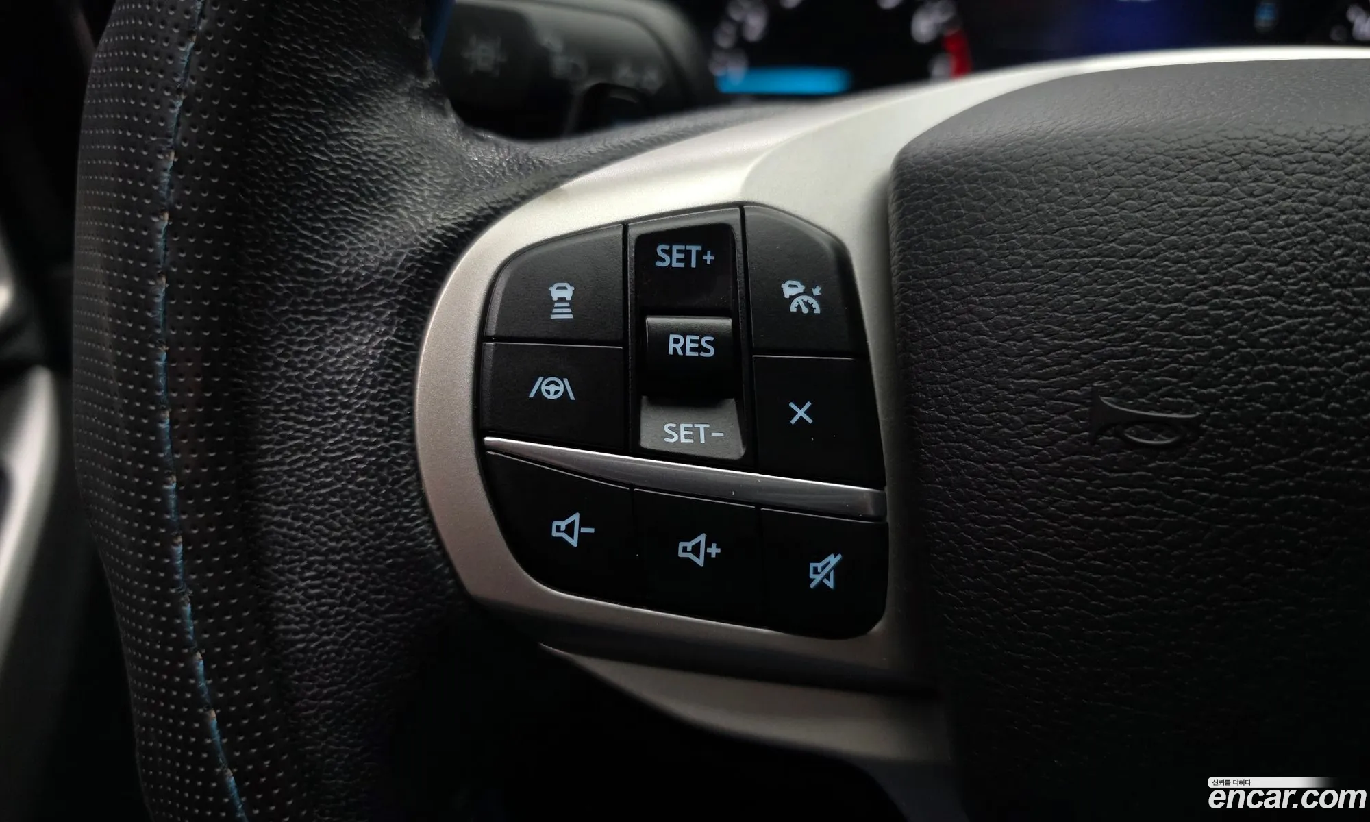 Ford Explorer 6th Gen 2020 1FMSK8FH3LGC54985 — 27